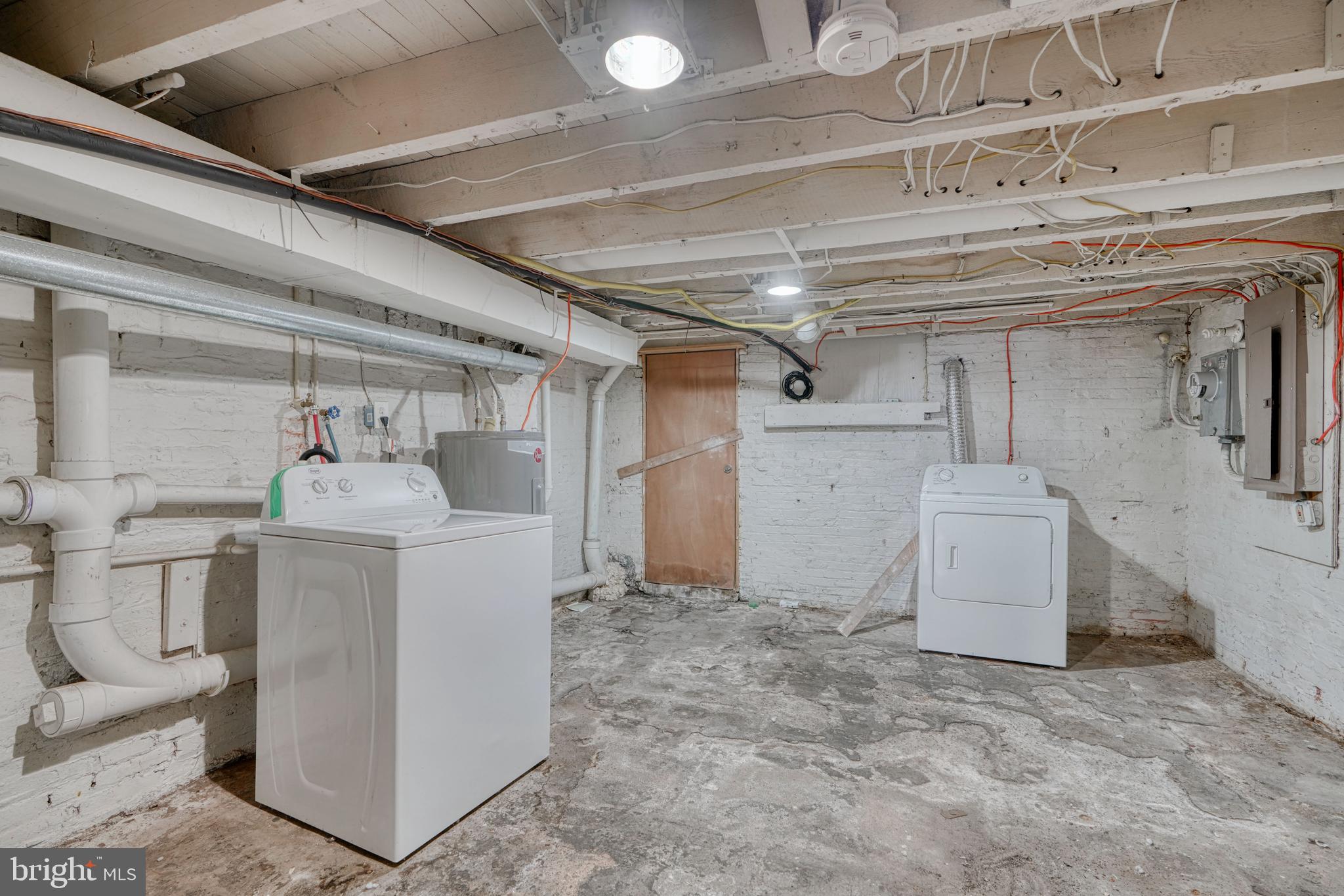 WASHINGTON VILLAGE - Residential