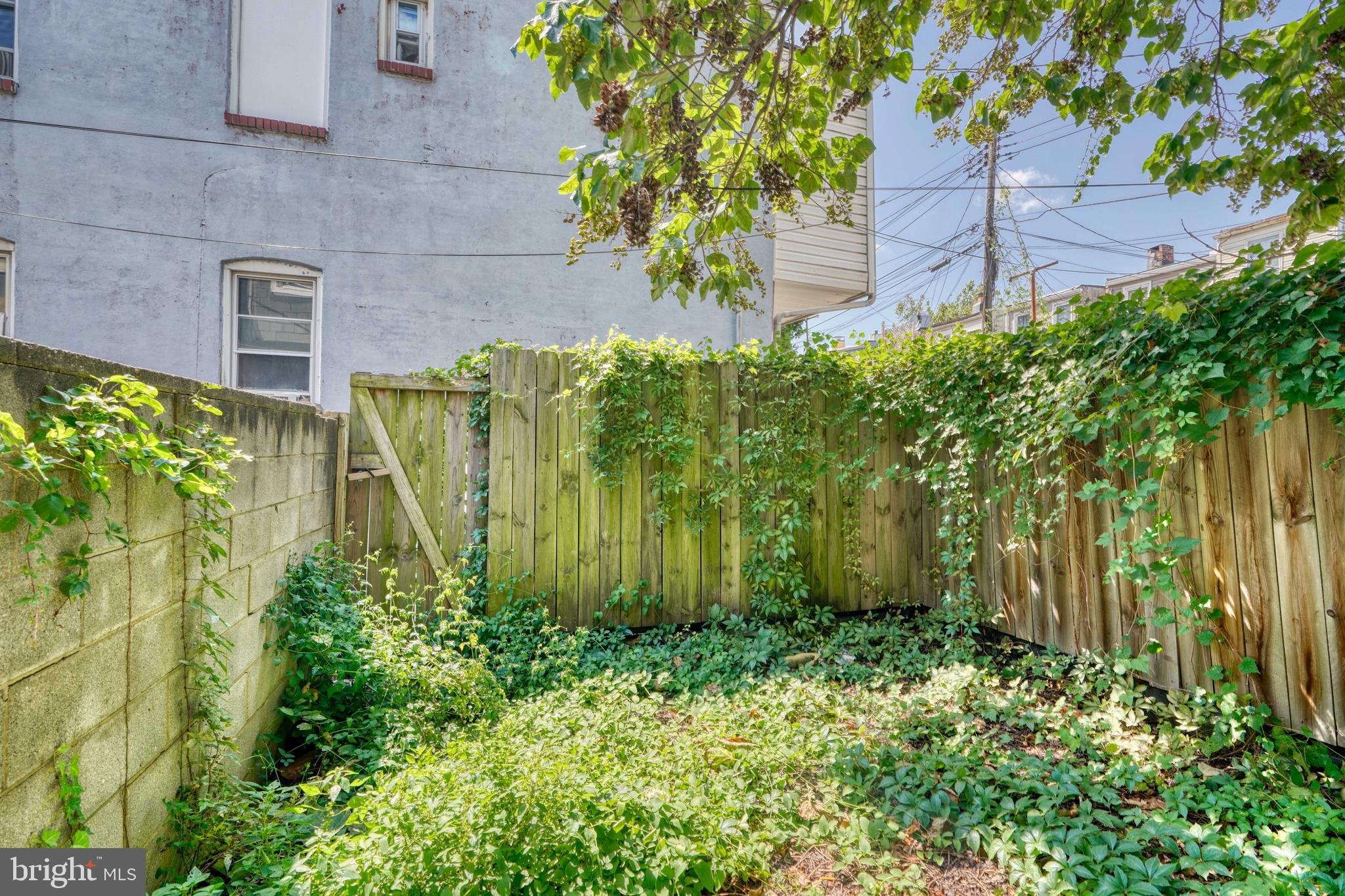 WASHINGTON VILLAGE - Residential