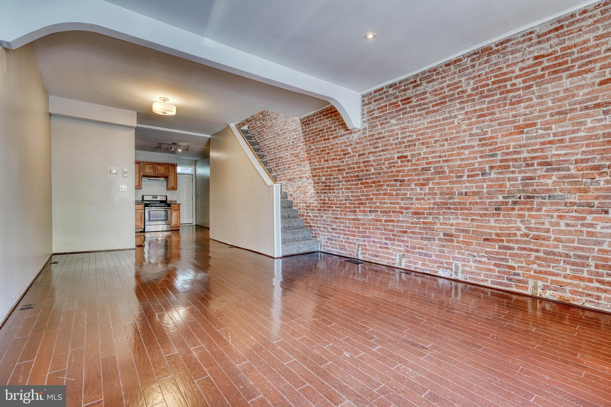 WASHINGTON VILLAGE - Residential