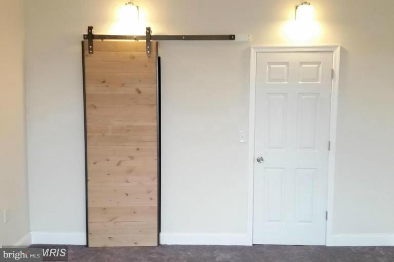 WASHINGTON VILLAGE - Residential