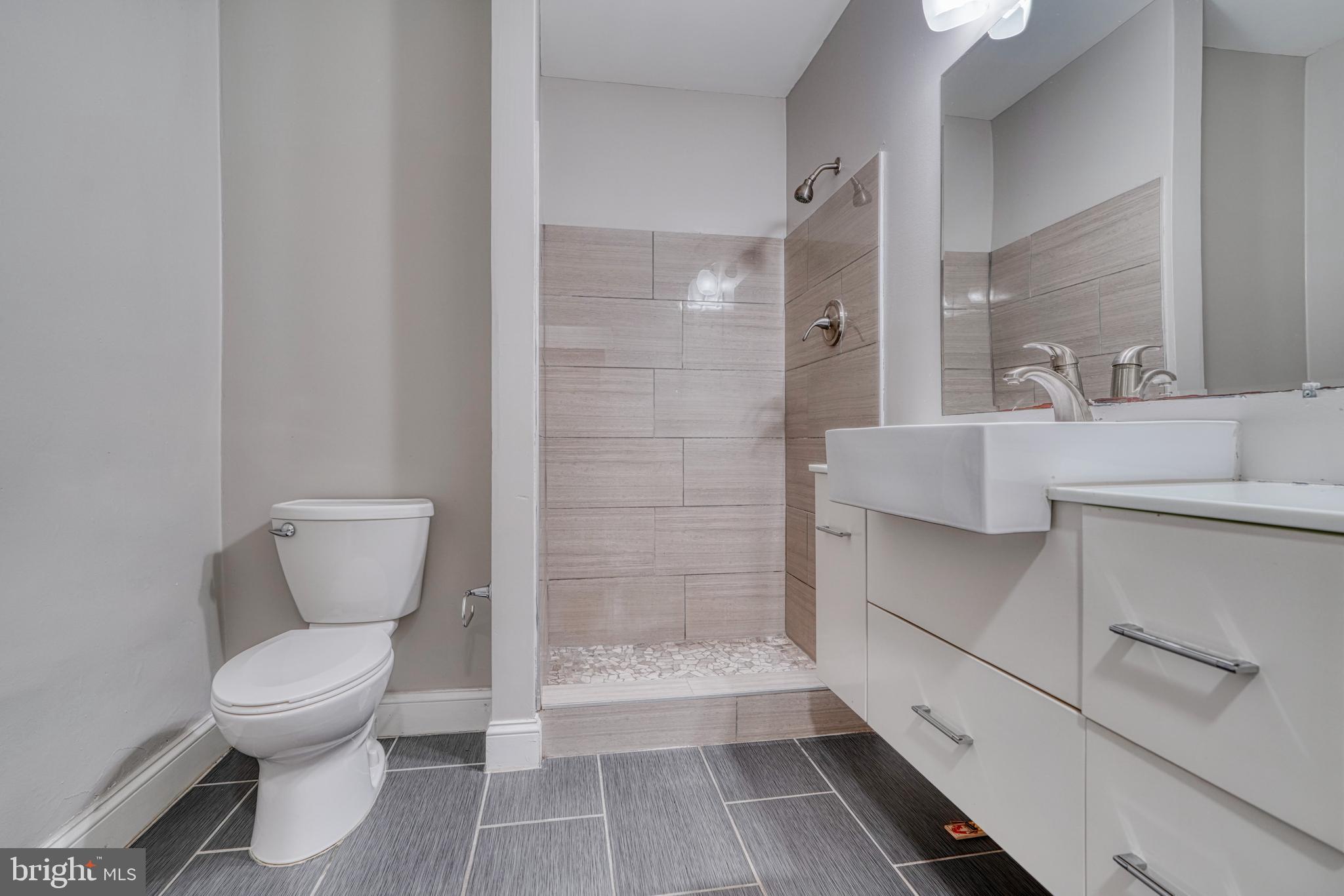 WASHINGTON VILLAGE - Residential