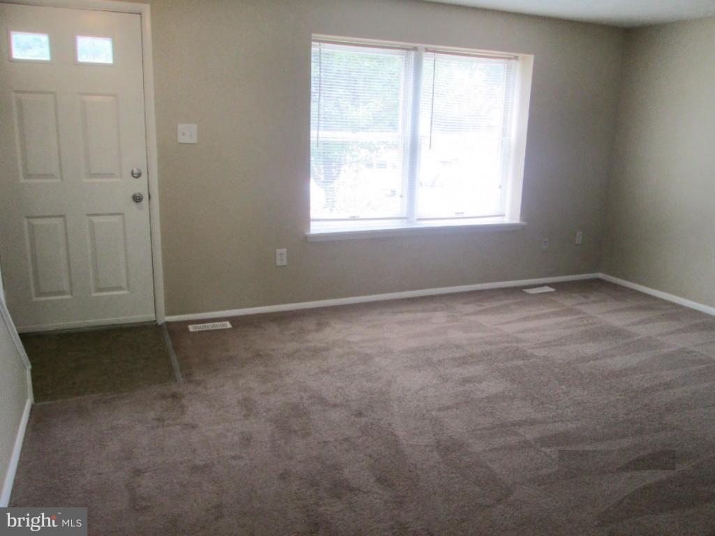 GERMANTOWN ESTATES - Residential Lease