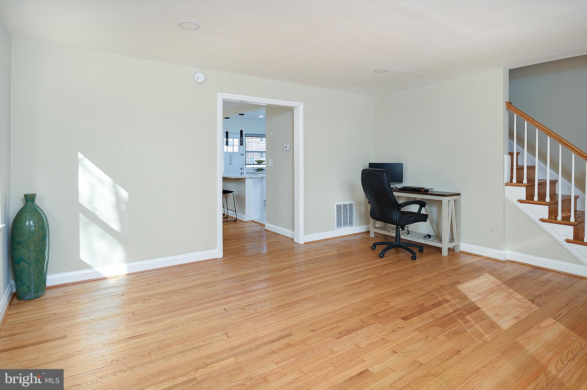 EDMONDSON HEIGHTS - Residential Lease