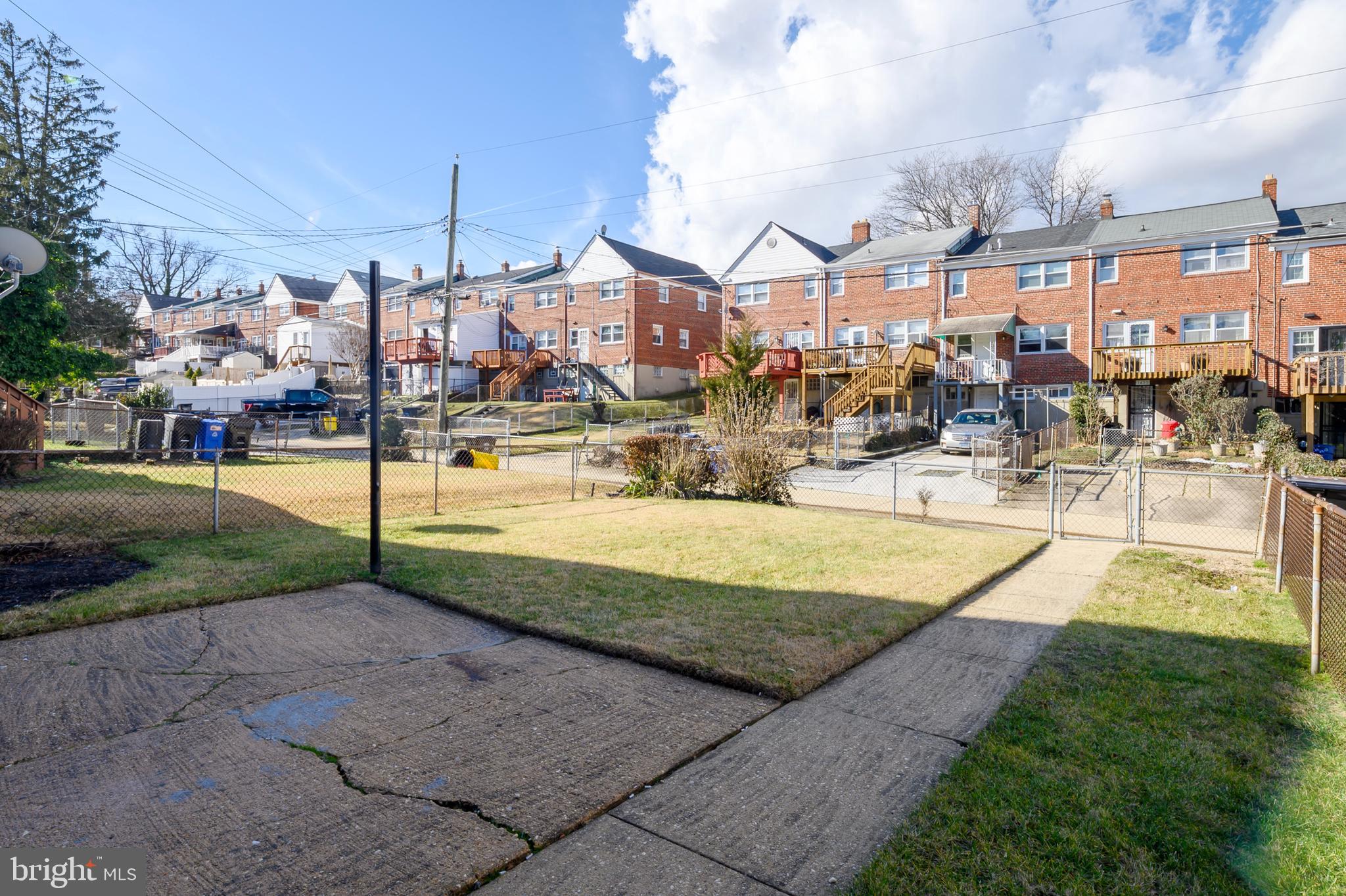 EDMONDSON HEIGHTS - Residential Lease