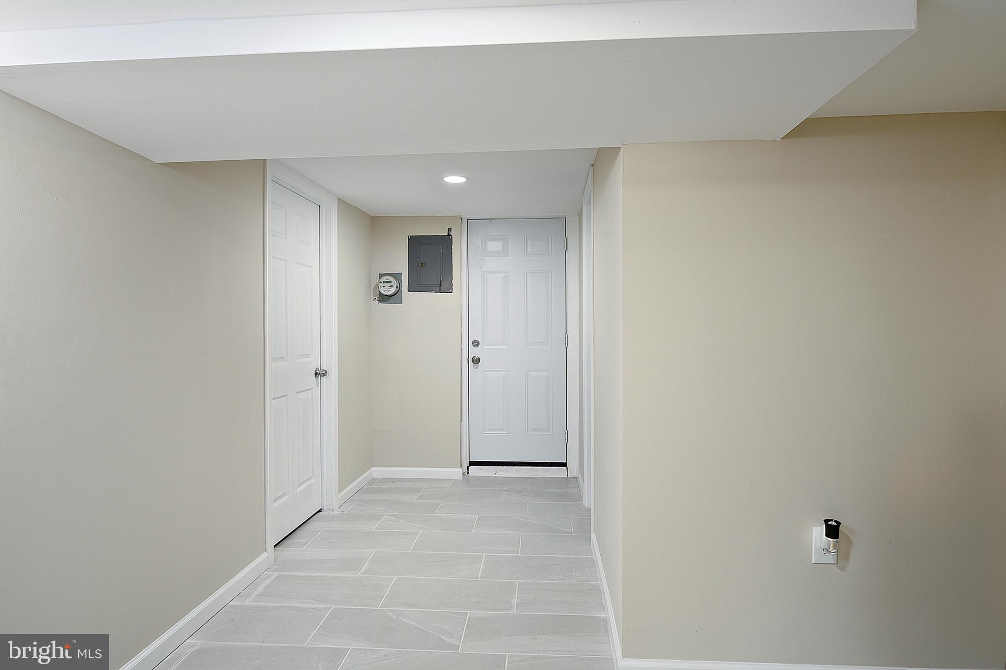 EDMONDSON HEIGHTS - Residential Lease