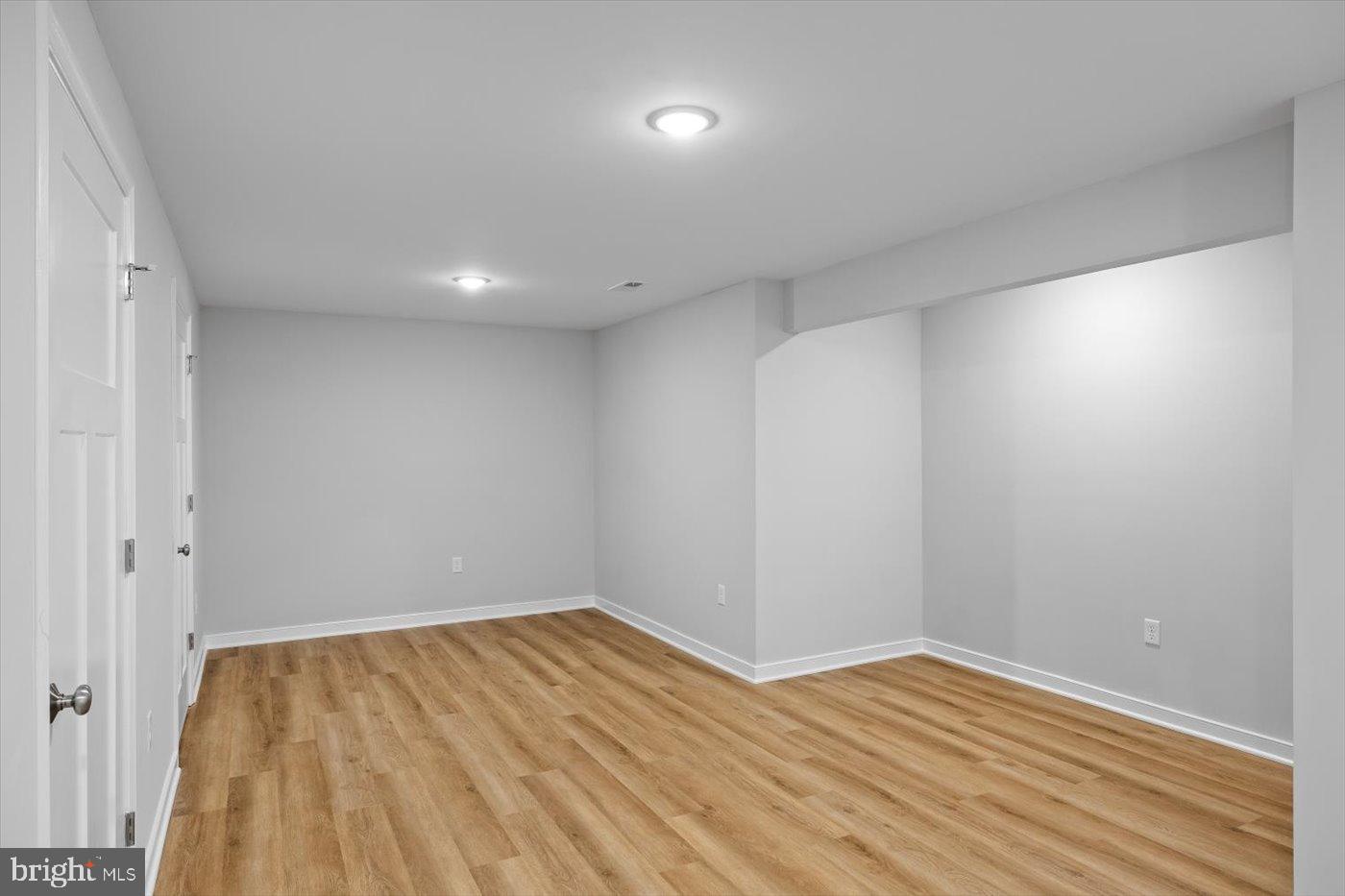 LAKE OF THE WOODS - Residential