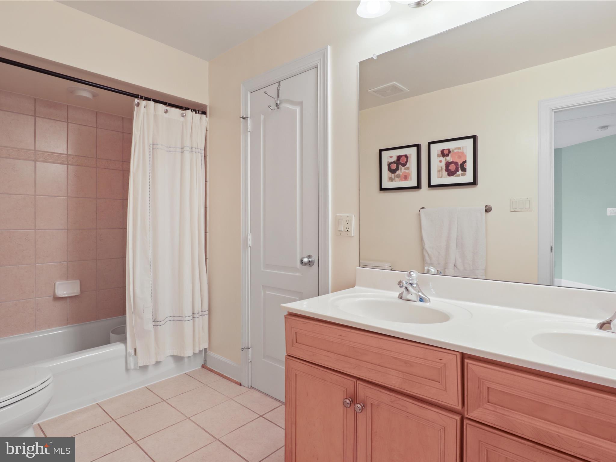 WILD MEADOW - Residential