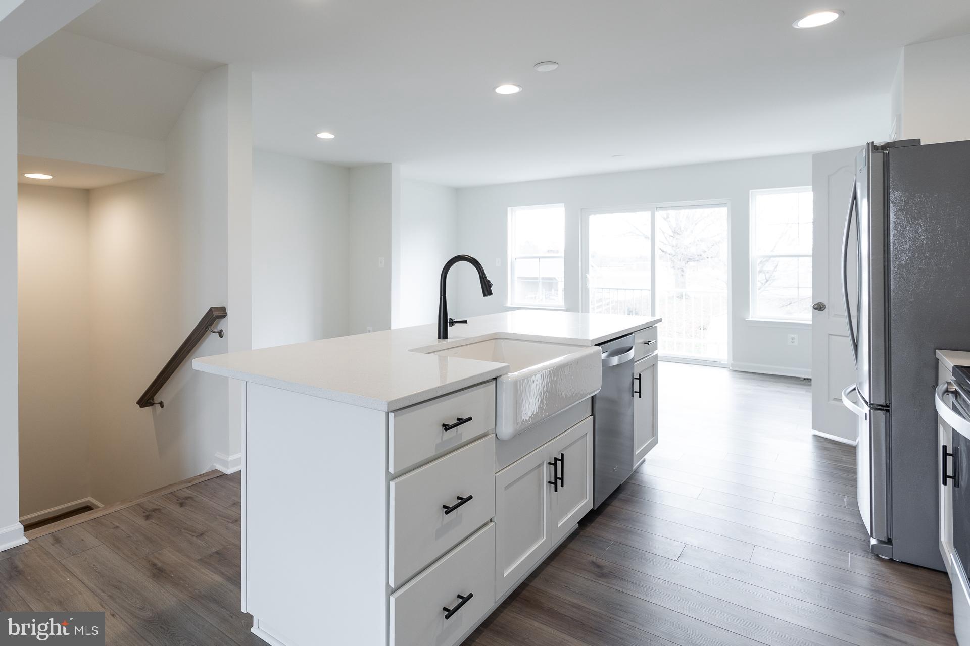 TOWNES AT TATE MANOR - Residential