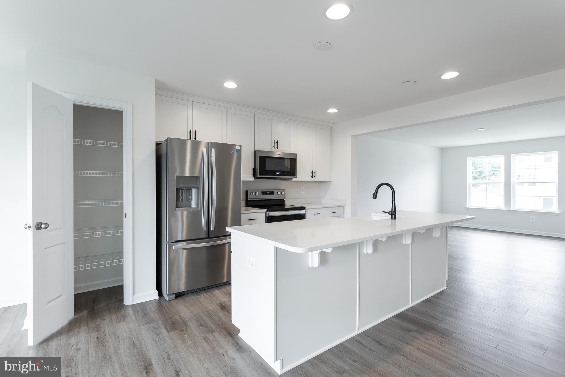 TOWNES AT TATE MANOR - Residential