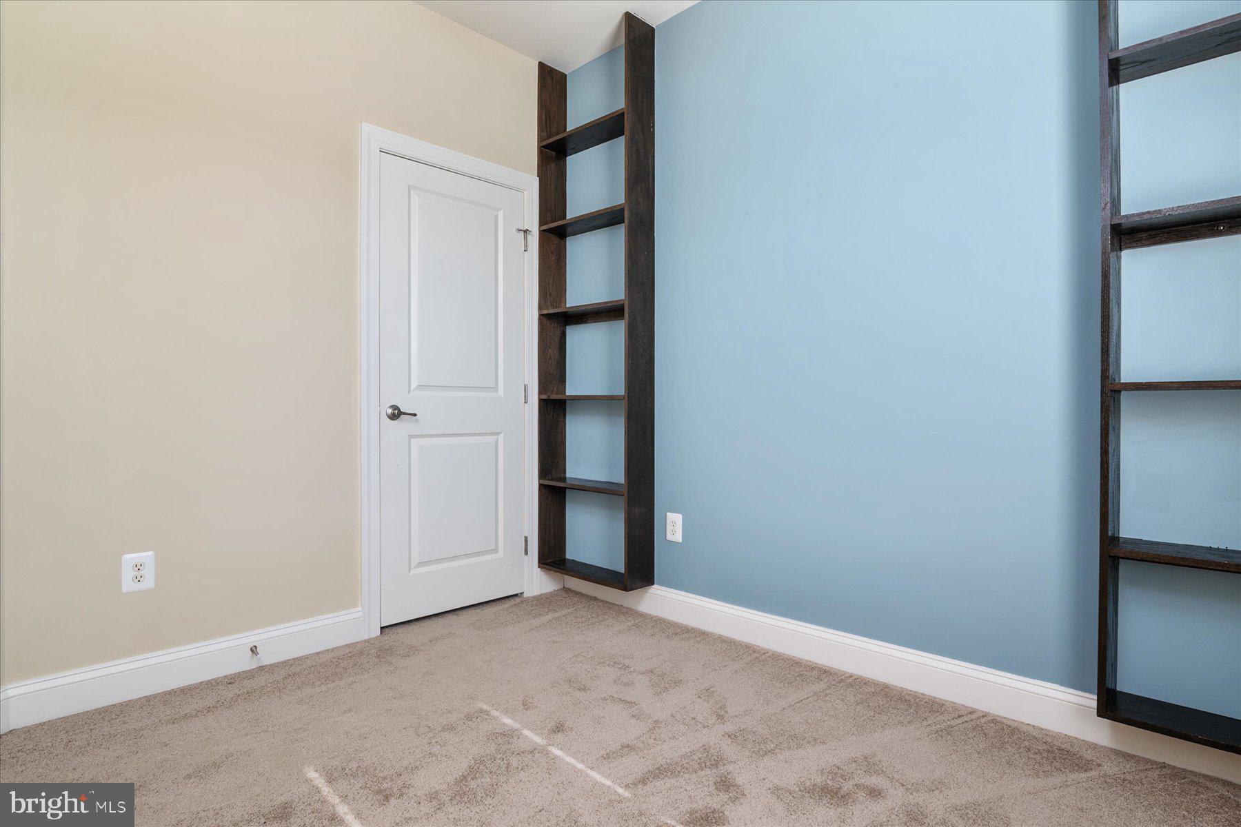 TANYARD SPRINGS - Residential Lease