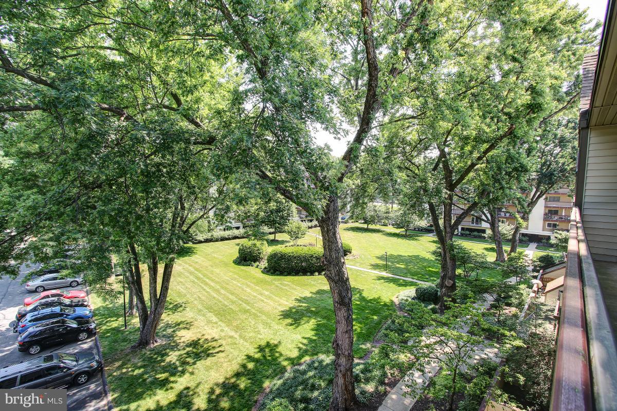 WEST SPRING - Residential