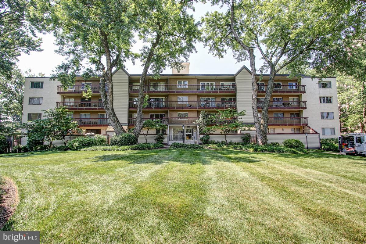 WEST SPRING - Residential