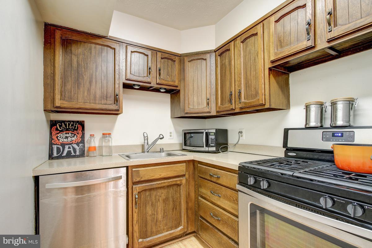 WEST SPRING - Residential