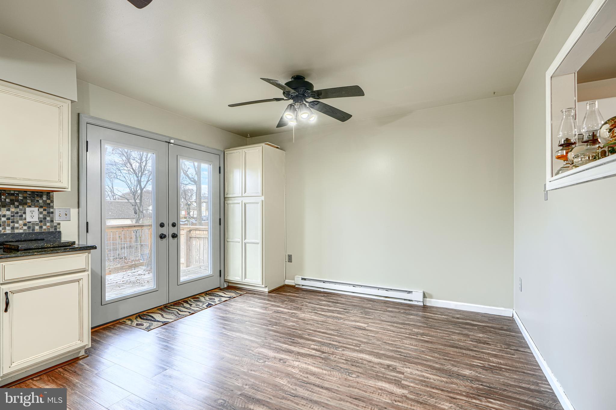 THOMAS ESTATES - Residential