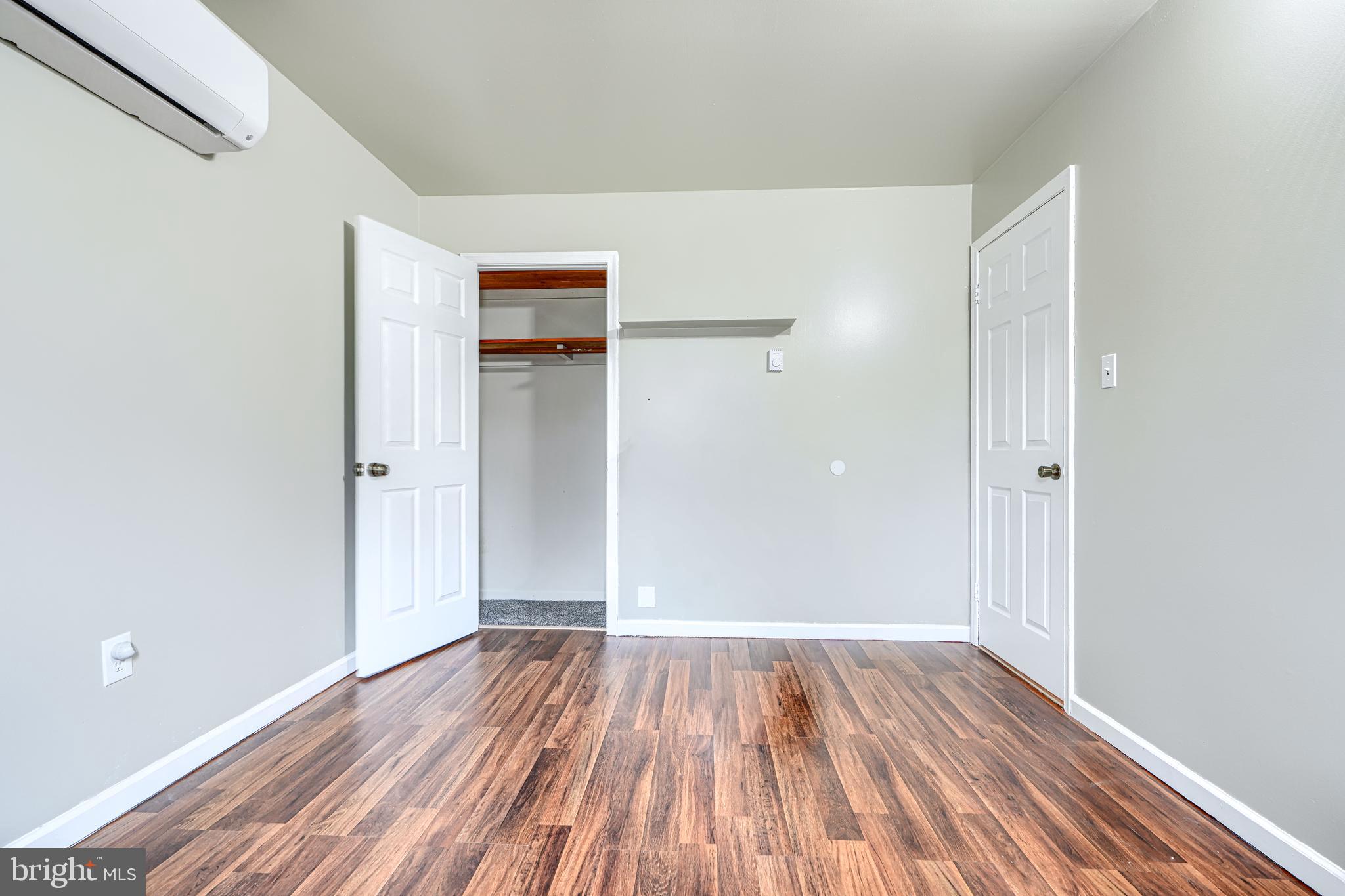 THOMAS ESTATES - Residential