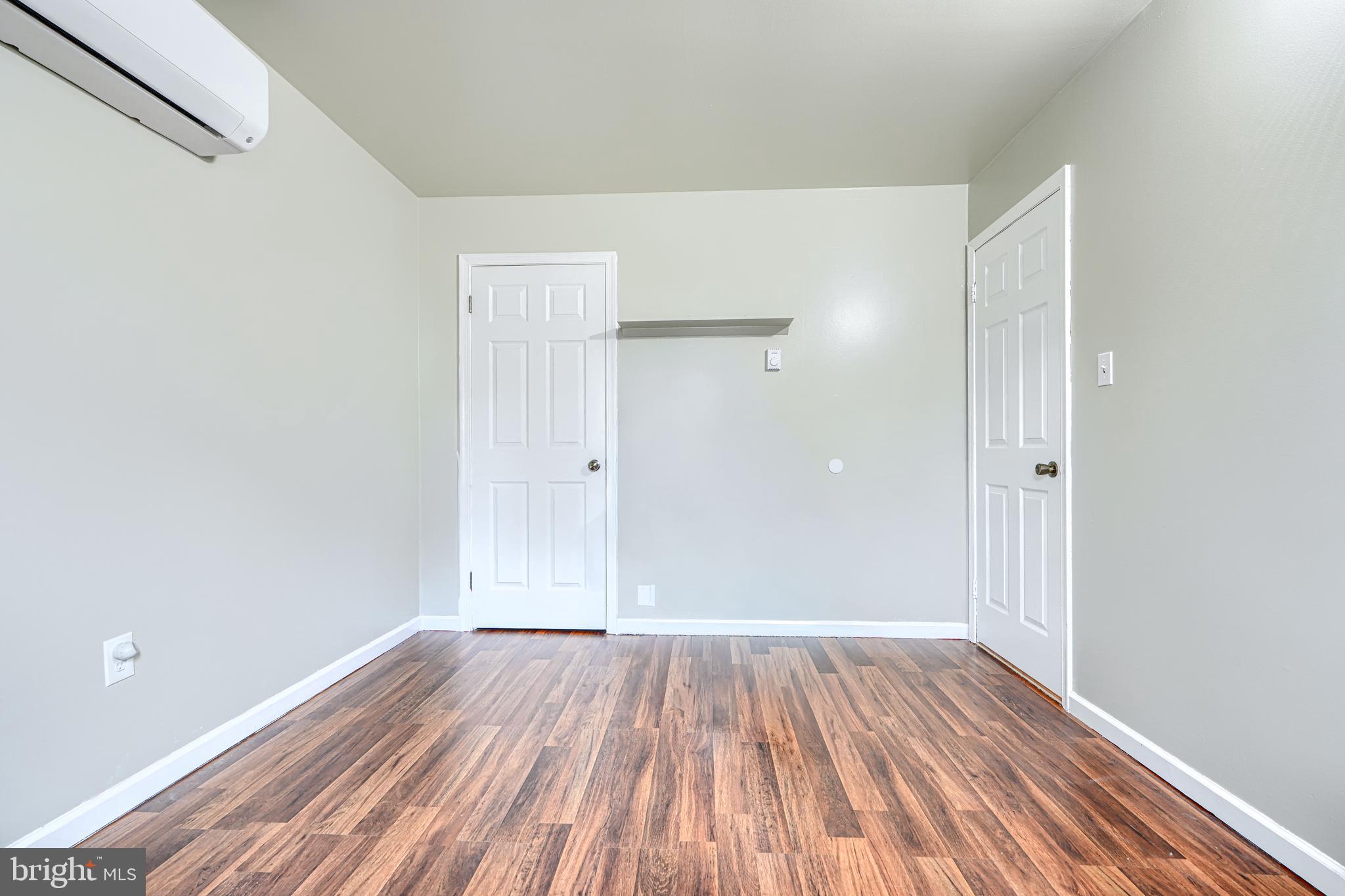 THOMAS ESTATES - Residential