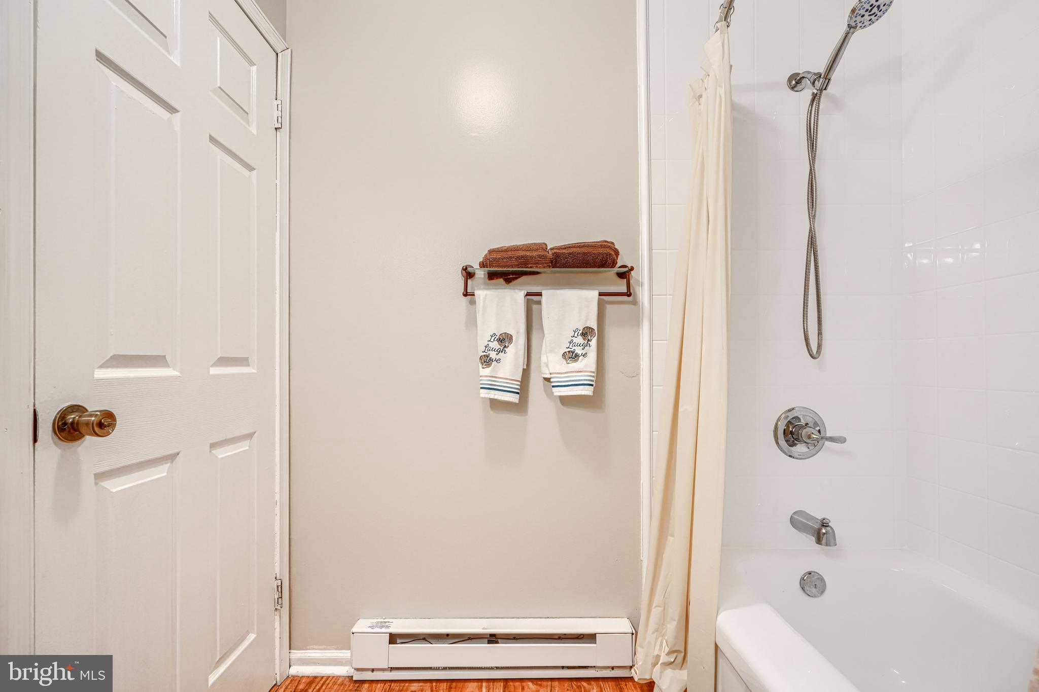 THOMAS ESTATES - Residential