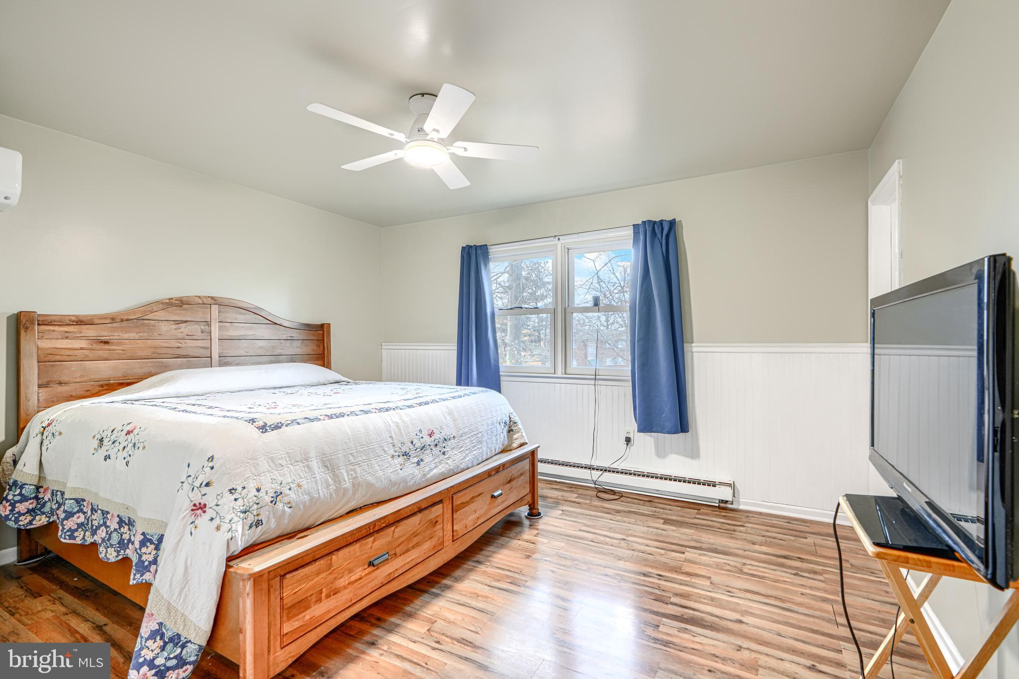 THOMAS ESTATES - Residential