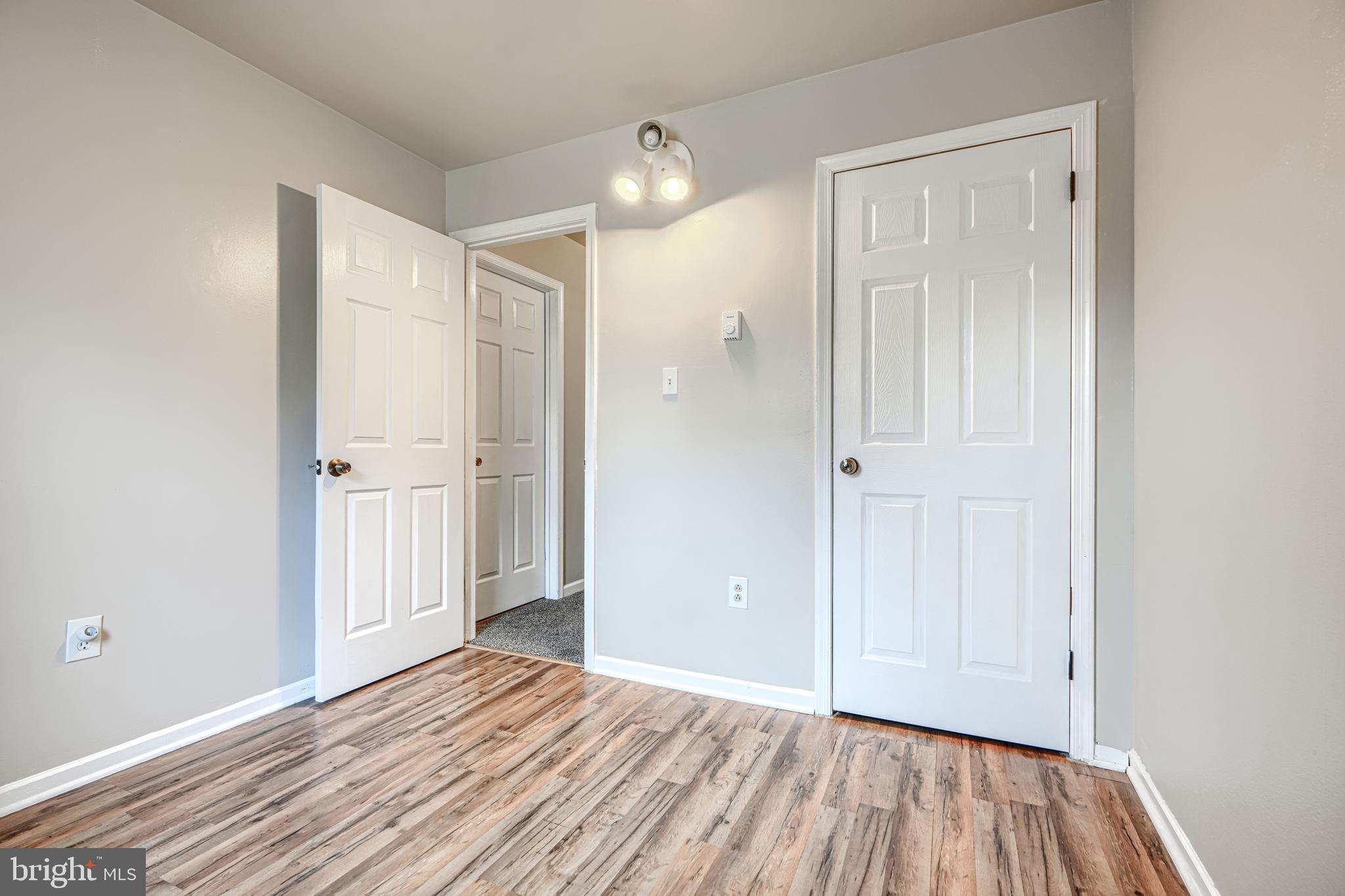 THOMAS ESTATES - Residential