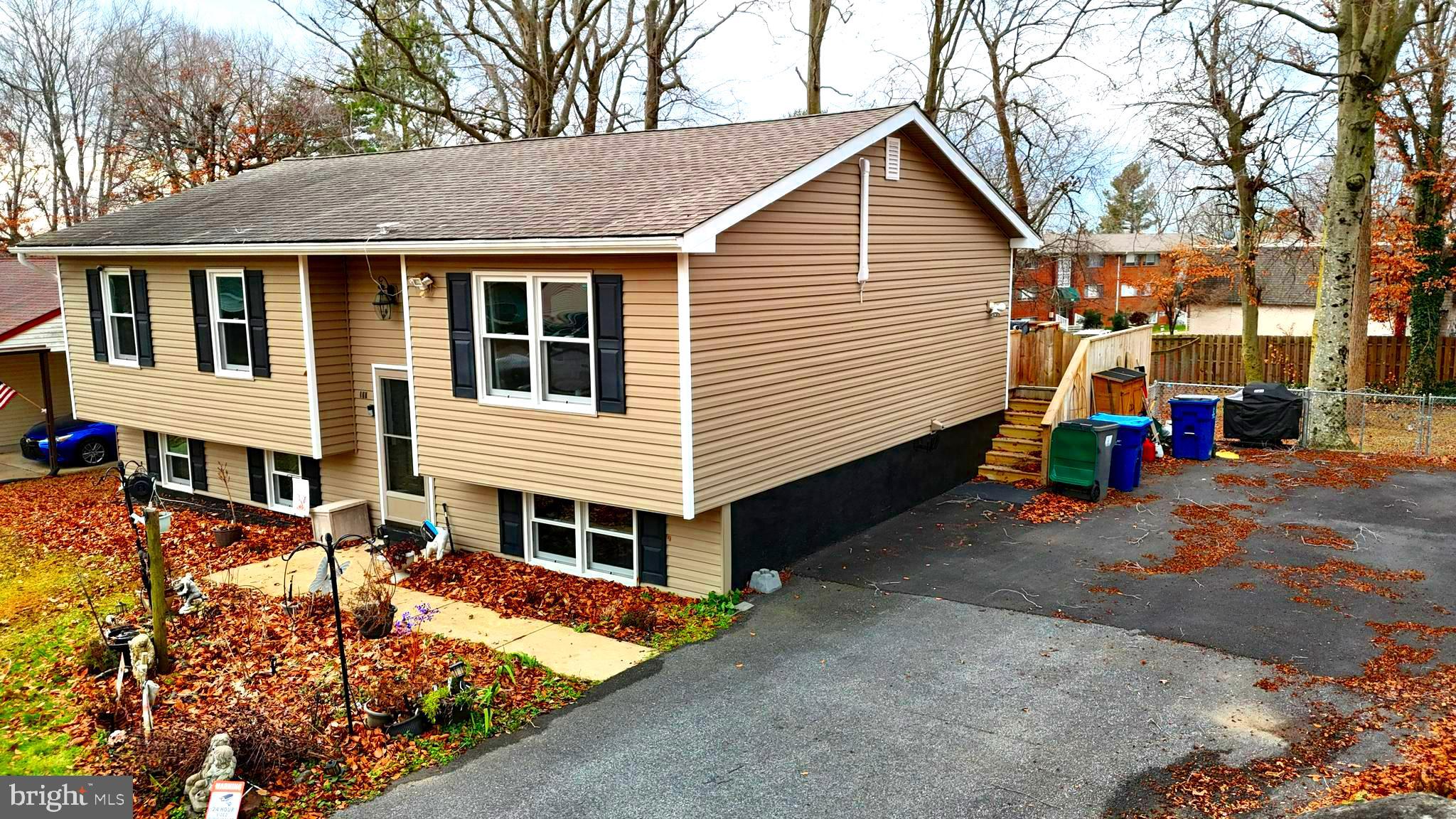 THOMAS ESTATES - Residential