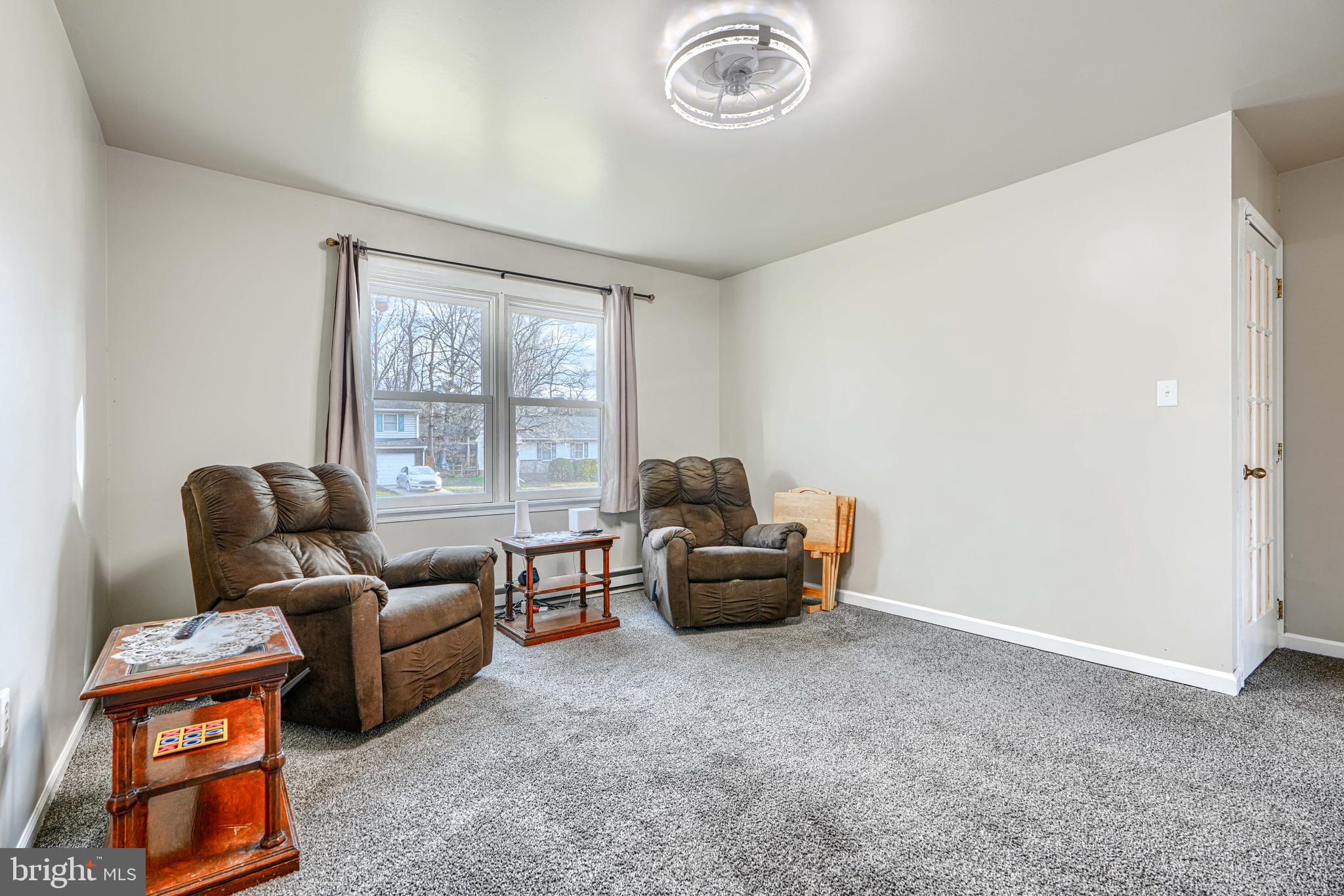 THOMAS ESTATES - Residential