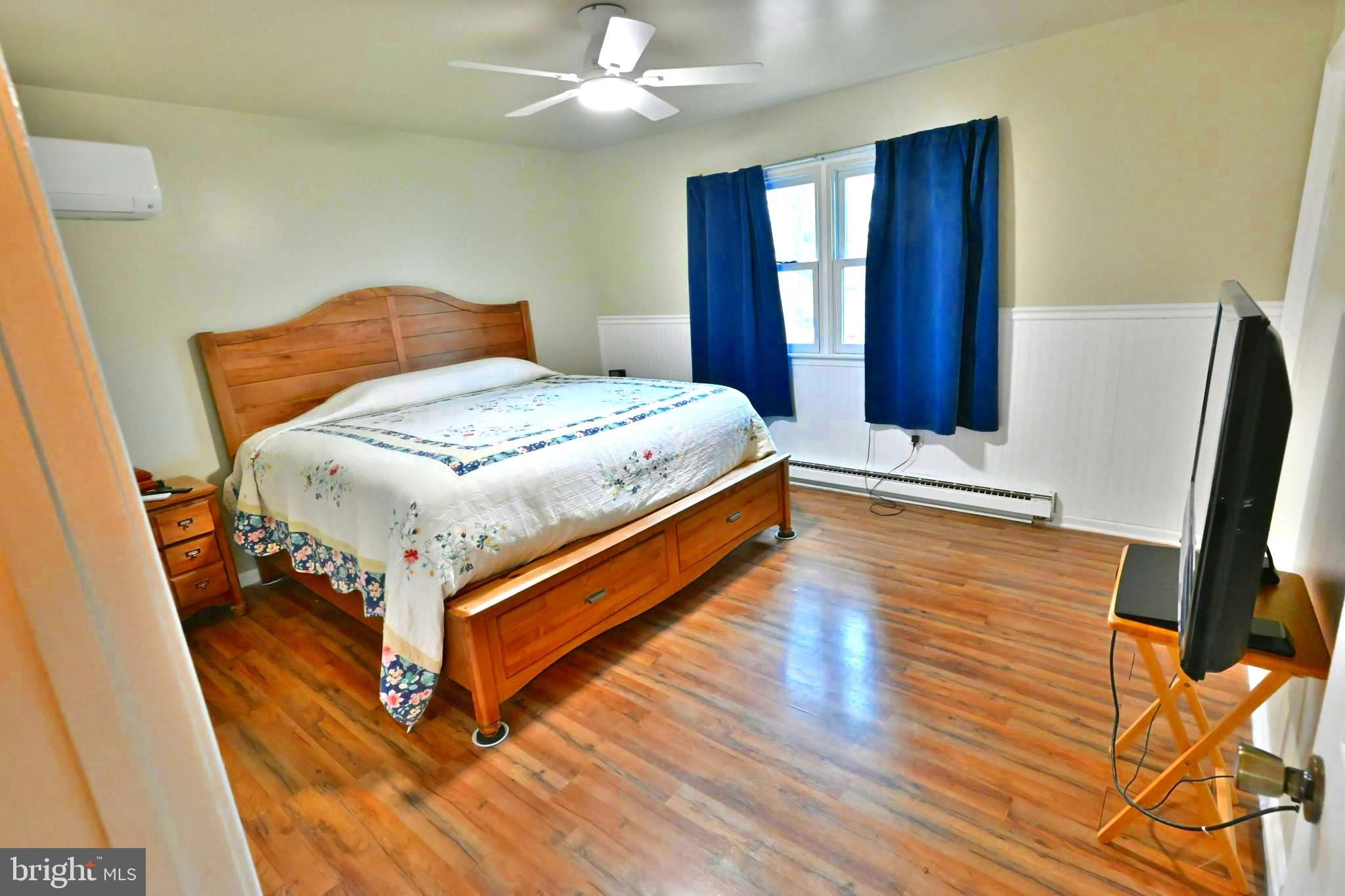 THOMAS ESTATES - Residential