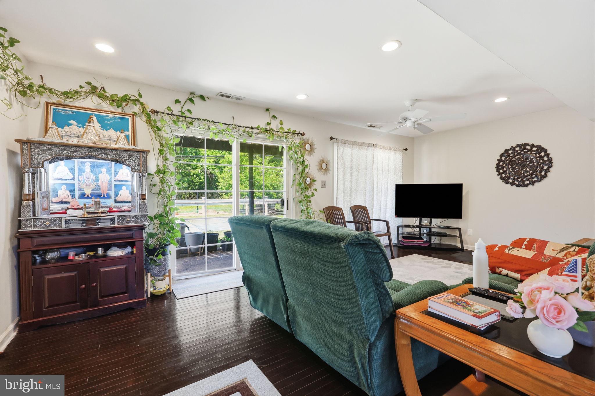 231 COLLINGSWOOD ROAD