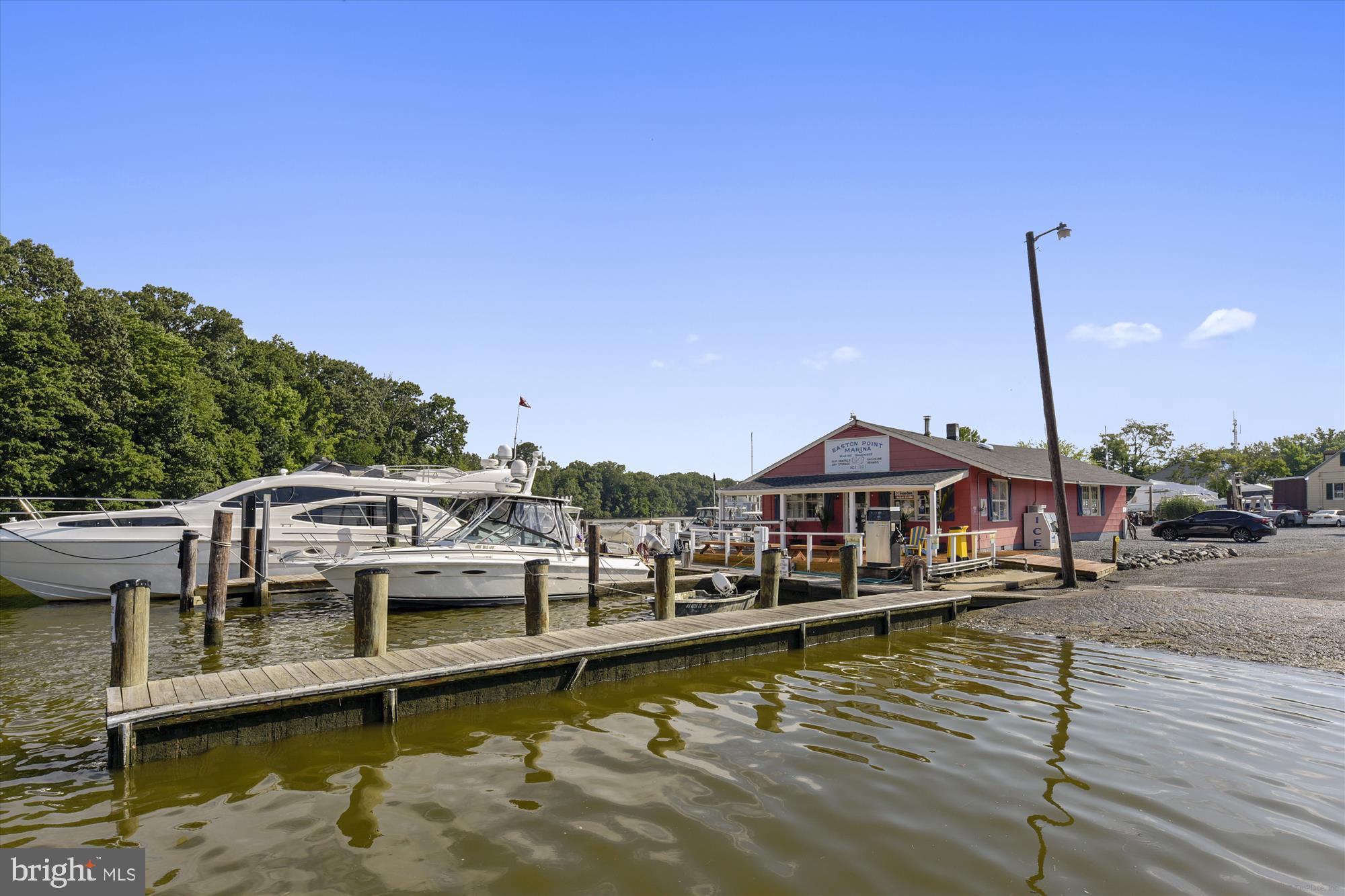 EASTON - Residential Lease