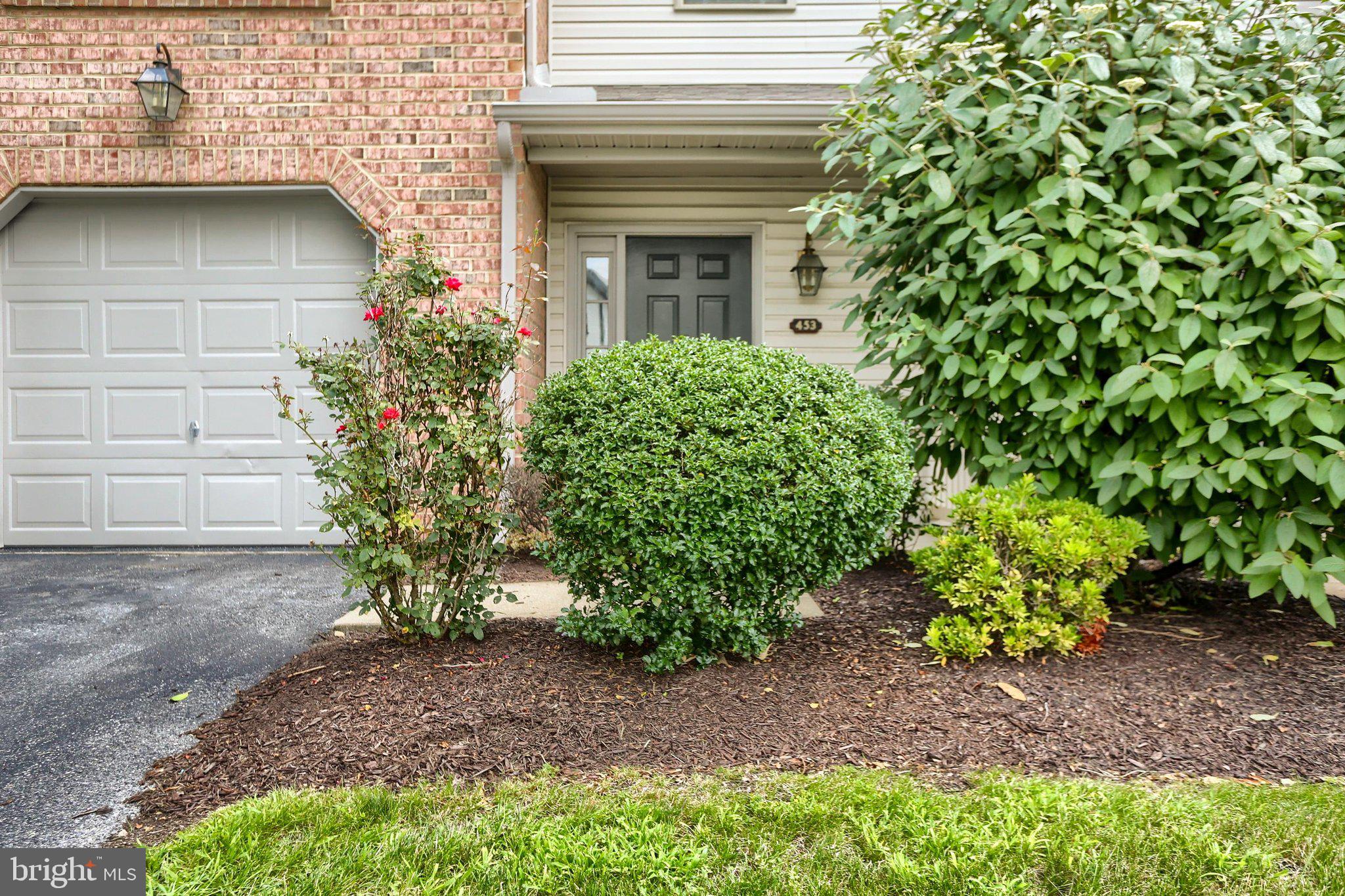 453 WAVERLY WOODS DRIVE