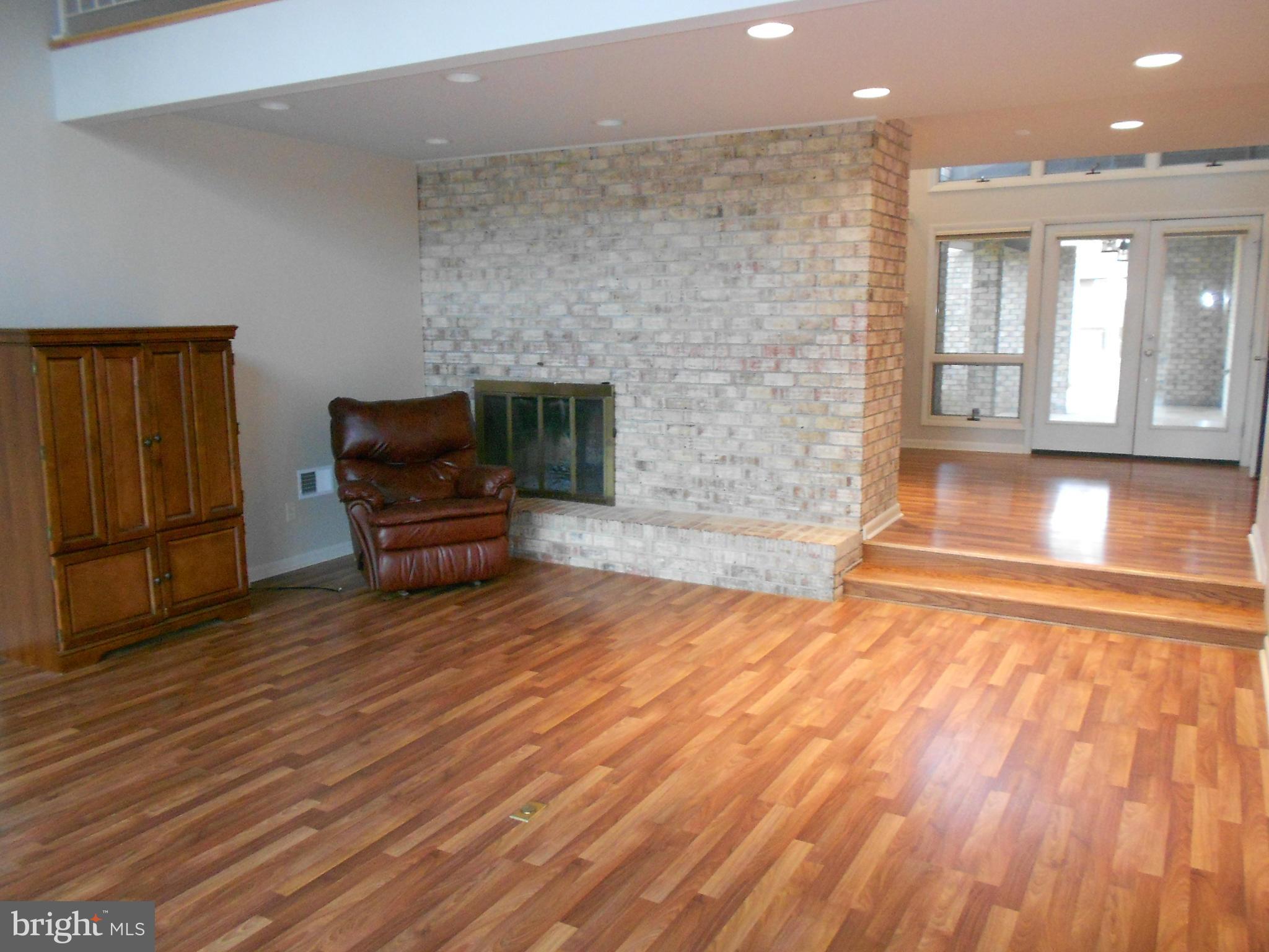 PENN NATIONAL - Residential Lease