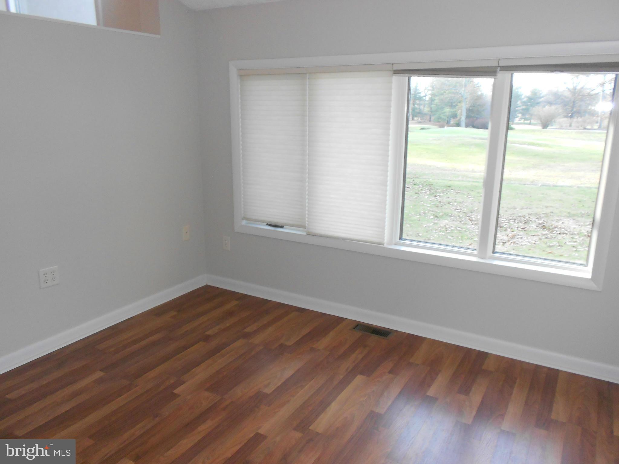 PENN NATIONAL - Residential Lease