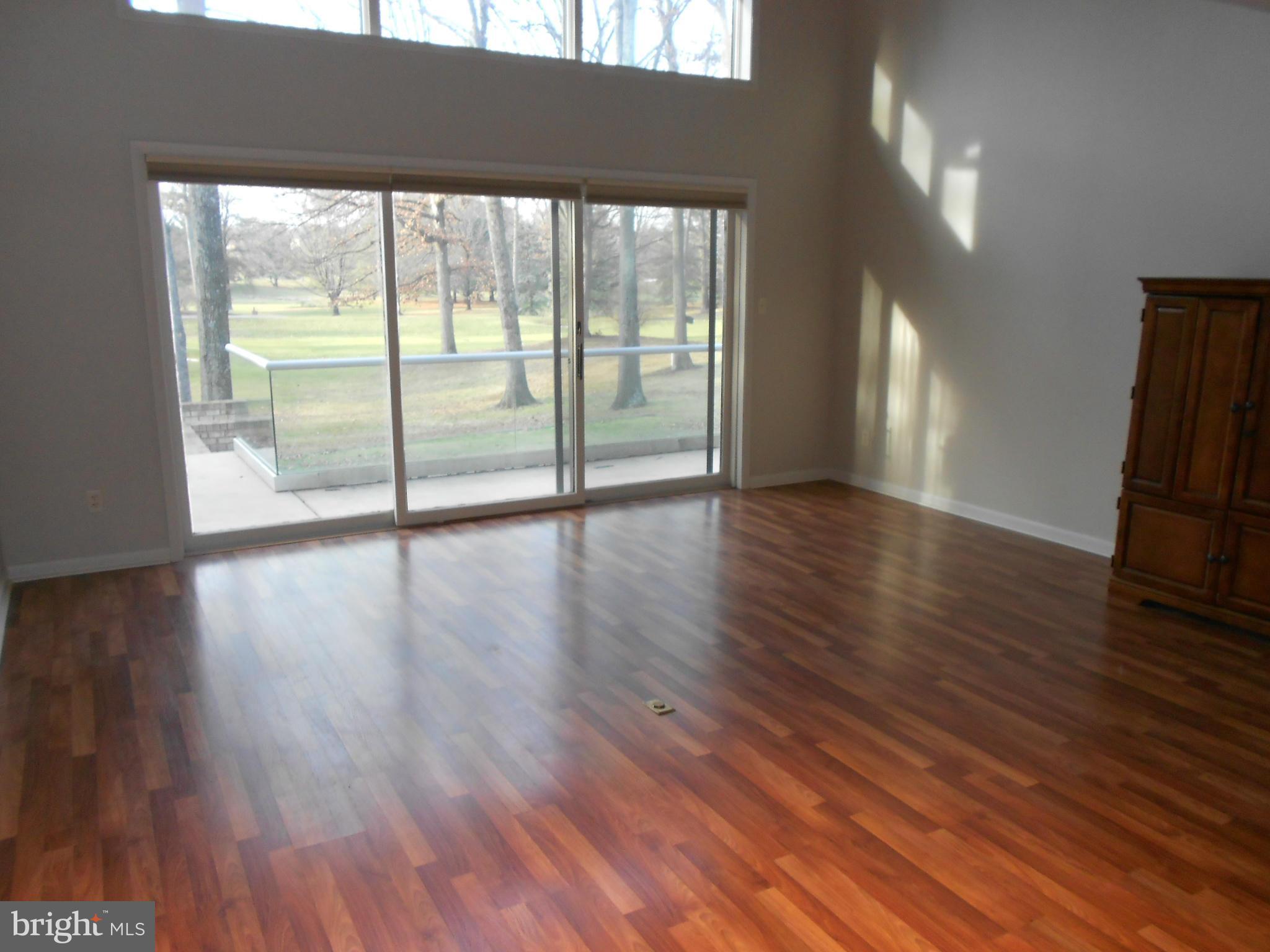 PENN NATIONAL - Residential Lease