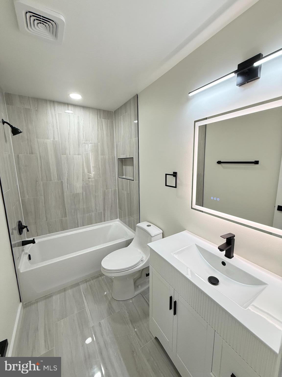 POST ROAD VILLAGE - Residential Lease