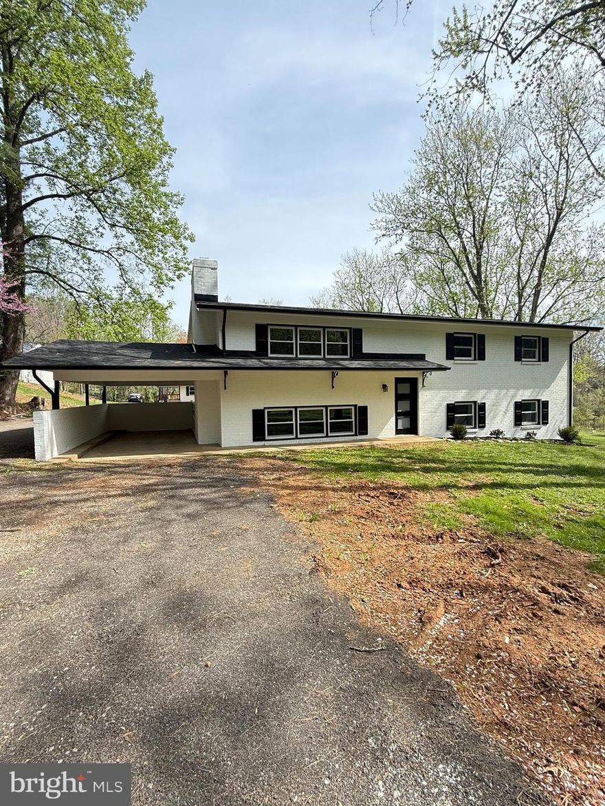 Welcome to 5388 Dumfries Rd in Warrenton, VA! This fully renovated single-family home blends modern upgrades with timeless charm. Step inside to find beautifully refinished hardwood floors, complemented by brand-new LVP flooring installed in 2025. The kitchen shines with new granite countertops, a stylish backsplash, and stainless steel appliances—all brand new in 2025. The open floor plan is bright and airy, enhanced by fresh paint and new recessed lighting throughout. Bathrooms have been thoughtfully updated with walk-in showers and sleek touch-screen mirrors. A newly added wet bar offers the perfect space for entertaining. With a brand-new roof (2025) and high-end finishes throughout, this home is move-in ready and sure to impress! Pets are case by case