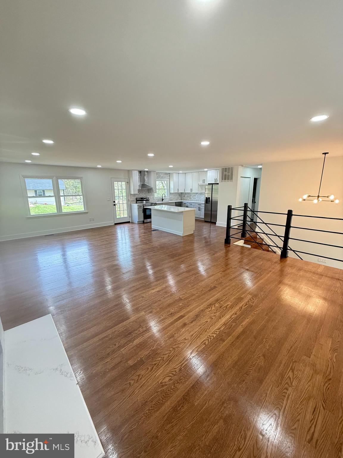 POST ROAD VILLAGE - Residential Lease