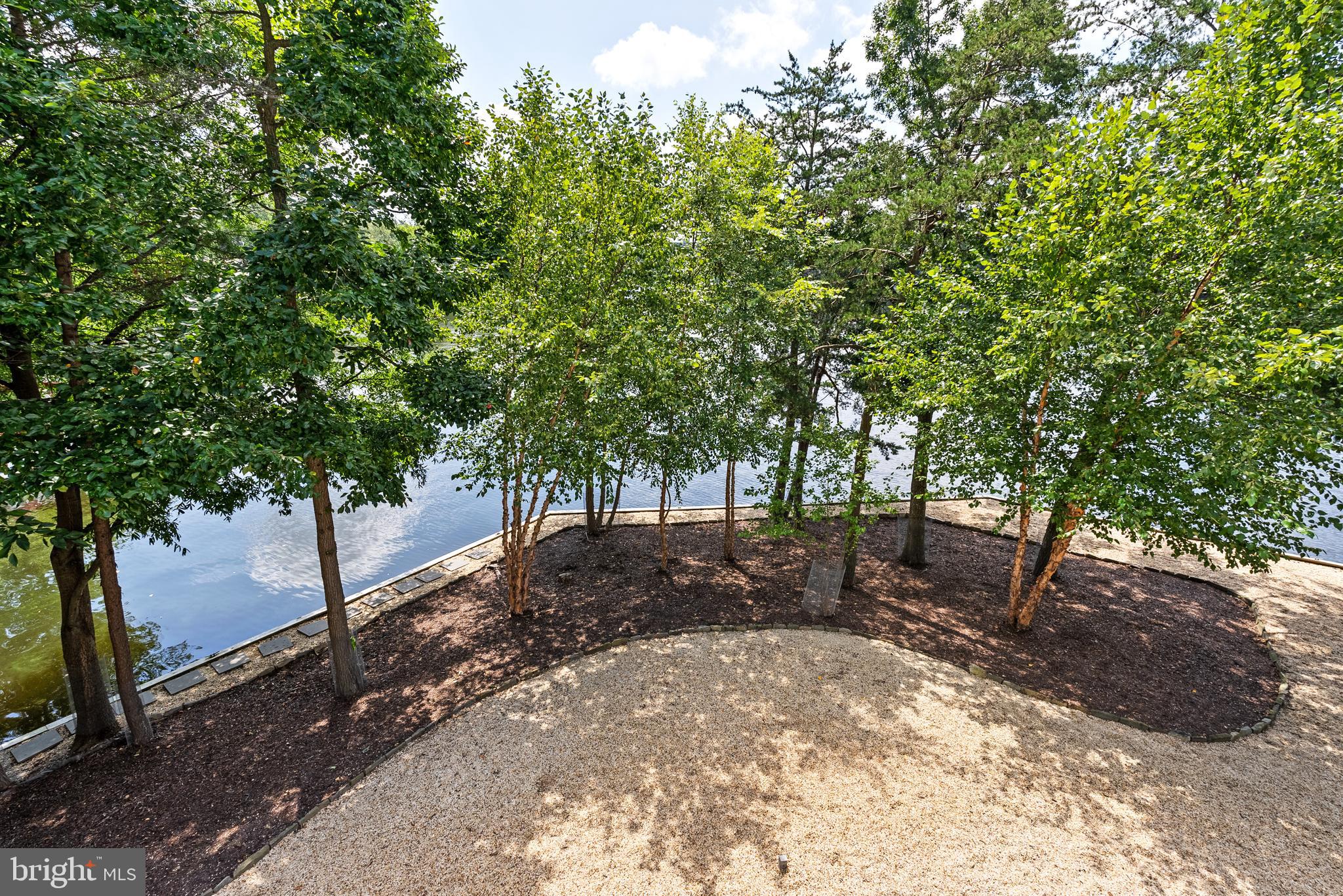 BARCROFT LAKE SHORES - Residential