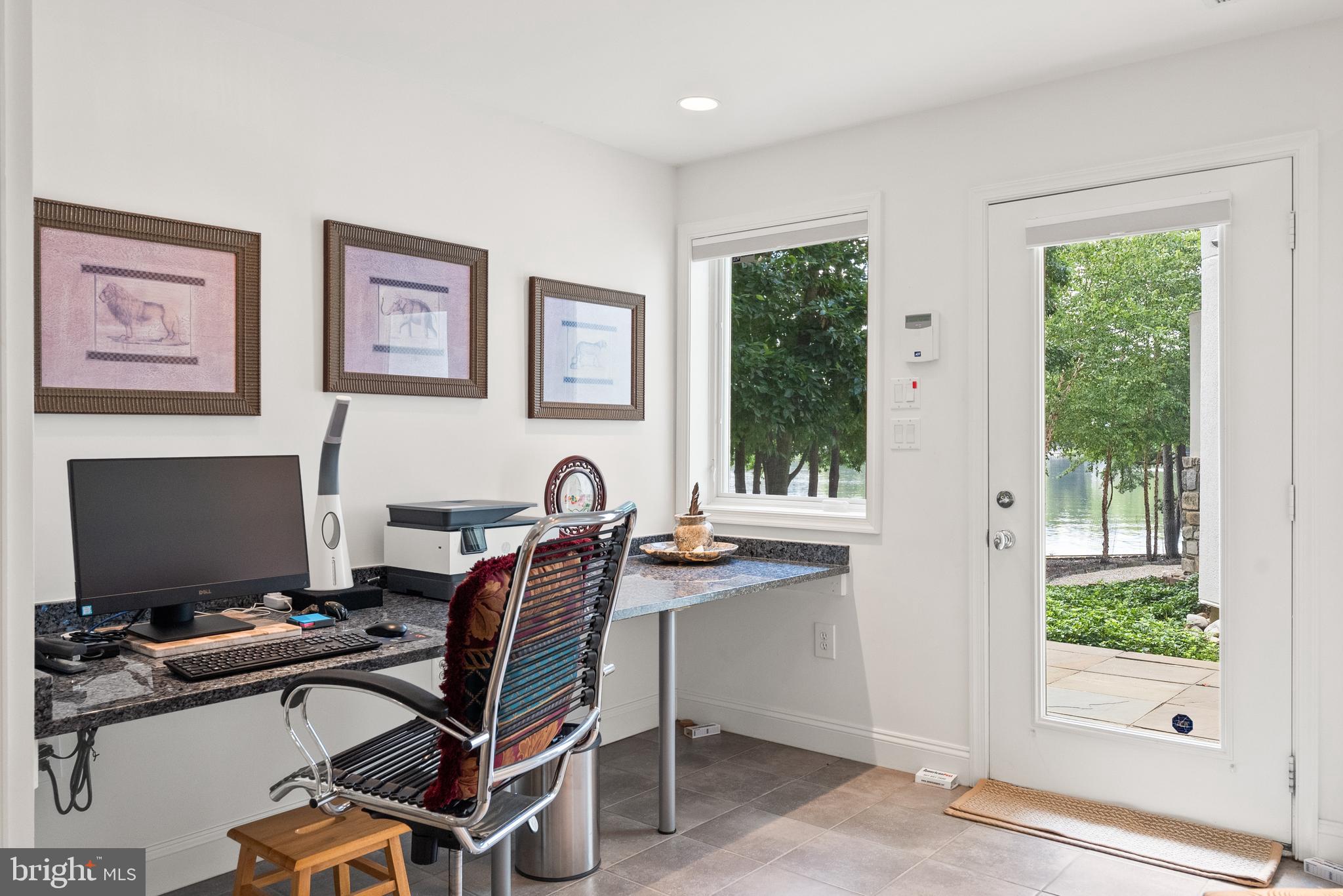 BARCROFT LAKE SHORES - Residential