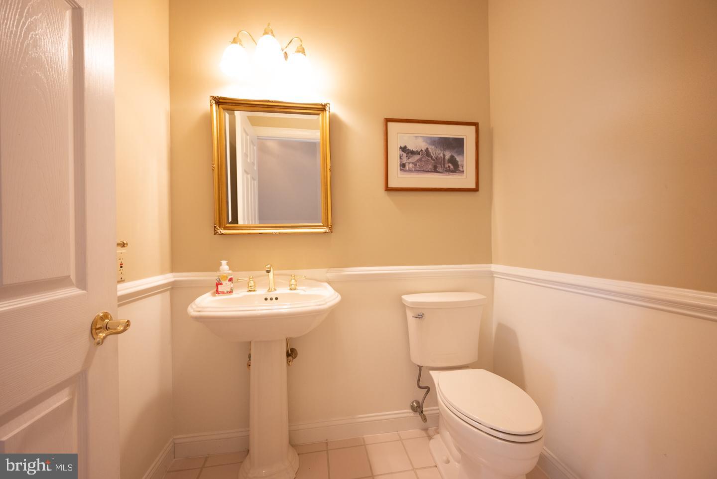 WINCHESTER - Residential