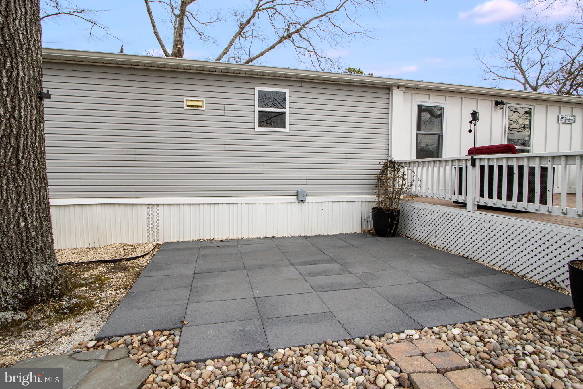 BAY CITY - Residential