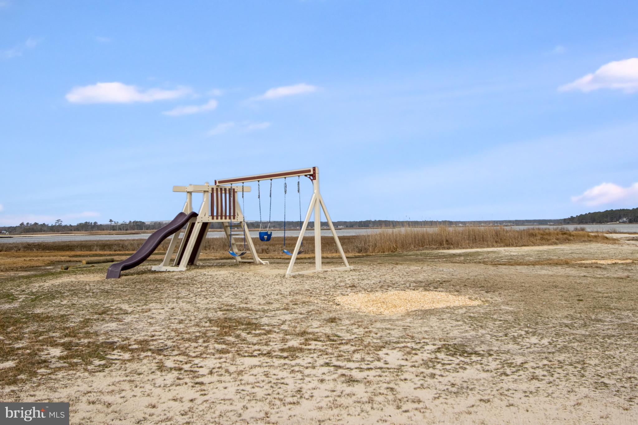 BAY CITY - Residential