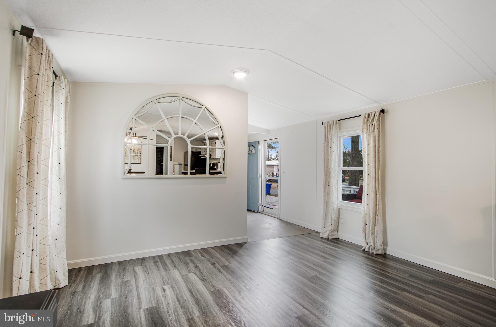 BAY CITY - Residential