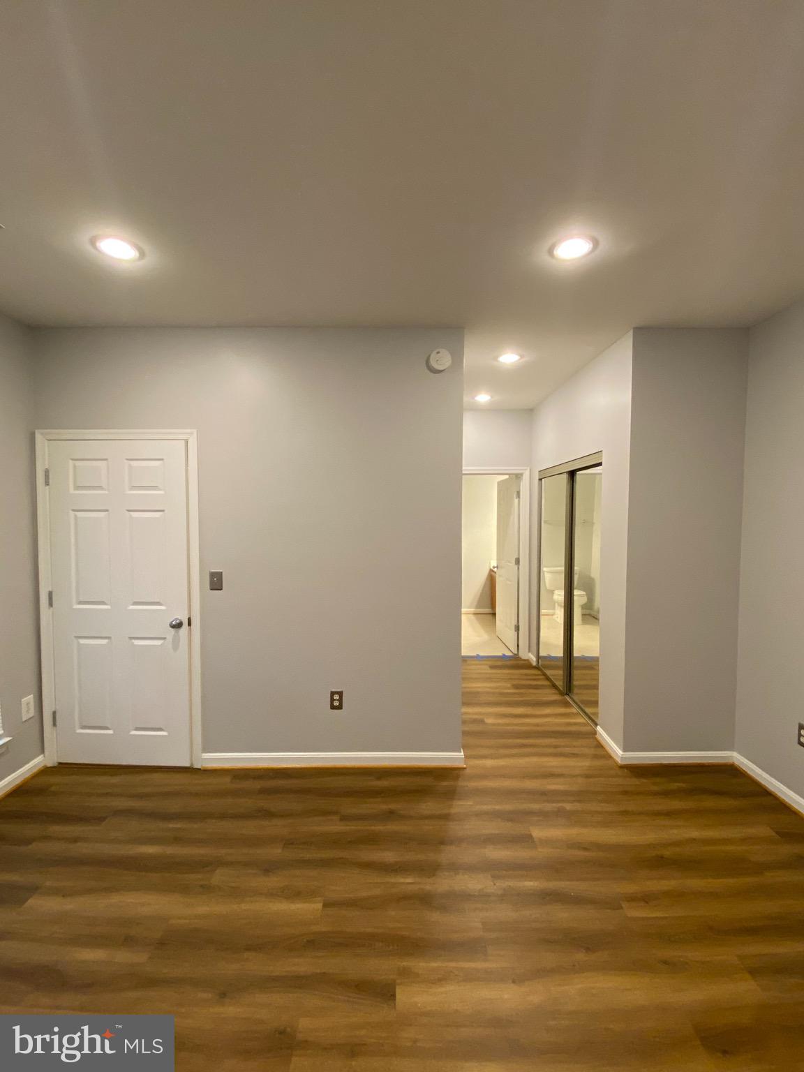 EXCHANGE AT VAN DORN - Residential Lease