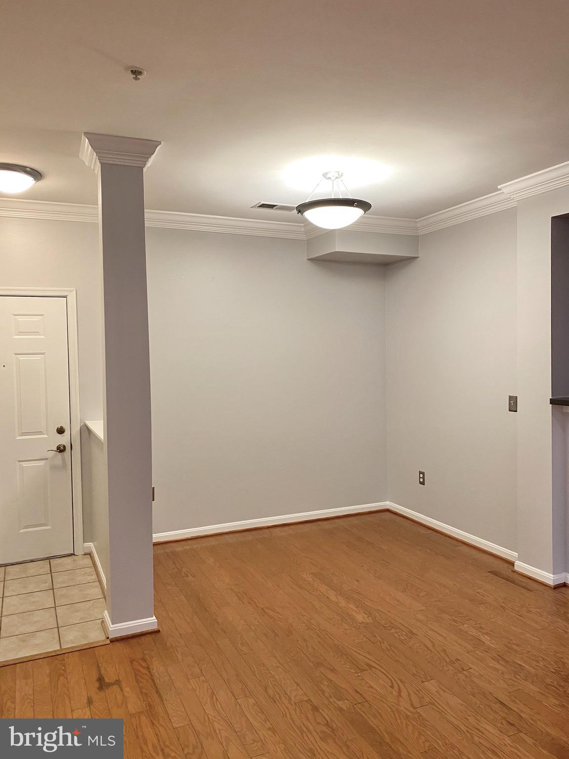 EXCHANGE AT VAN DORN - Residential Lease