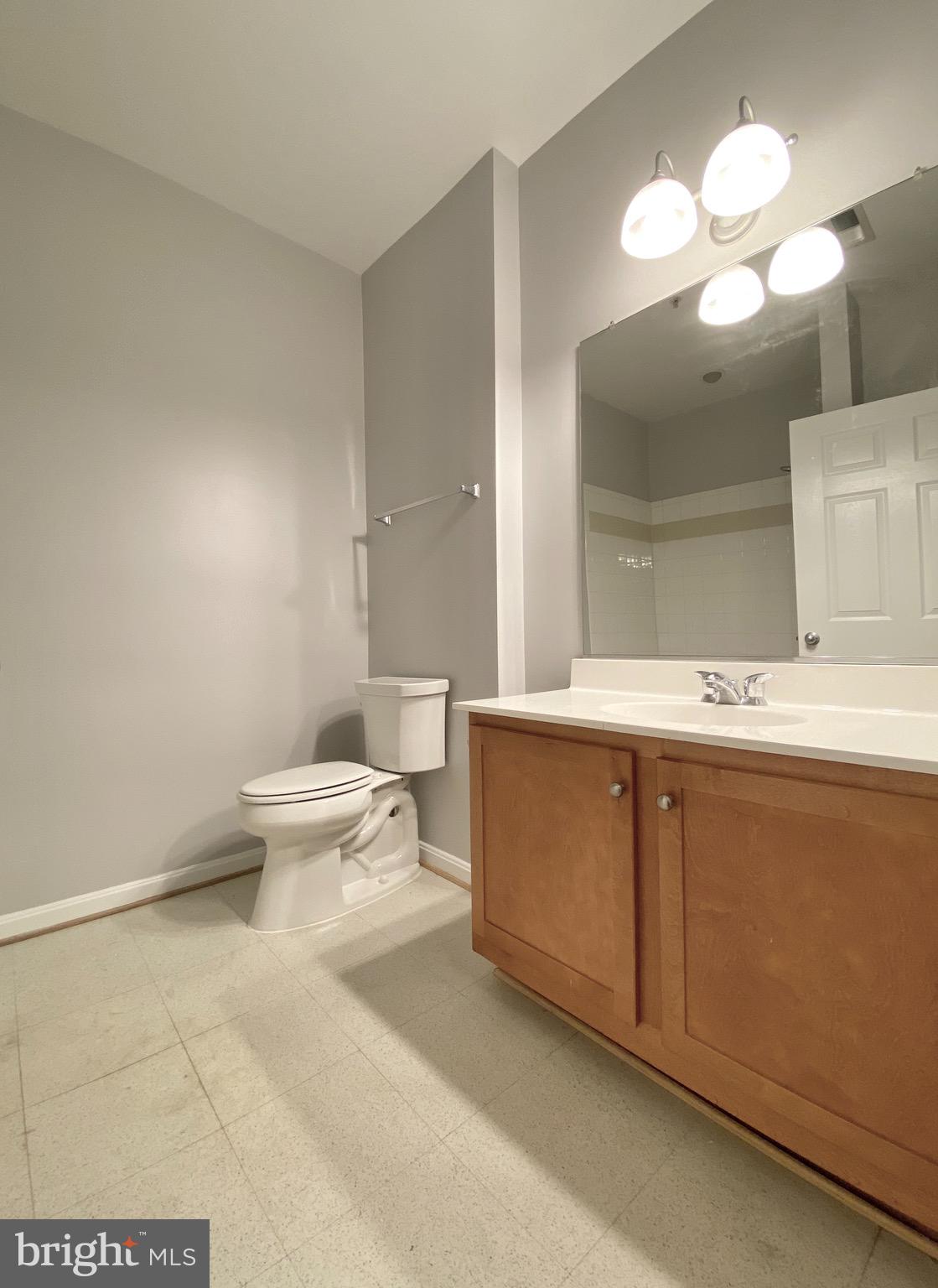 EXCHANGE AT VAN DORN - Residential Lease