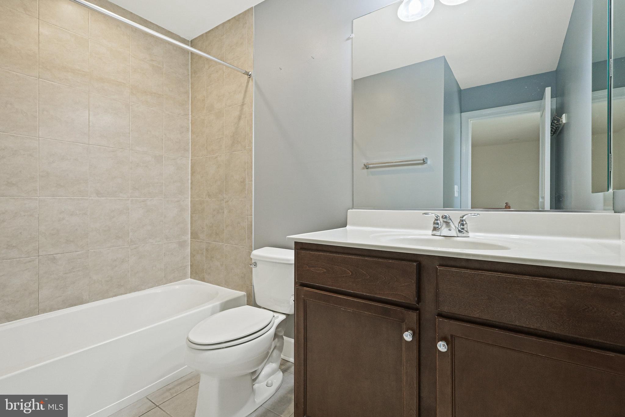 FOSTERS CREST - Residential Lease