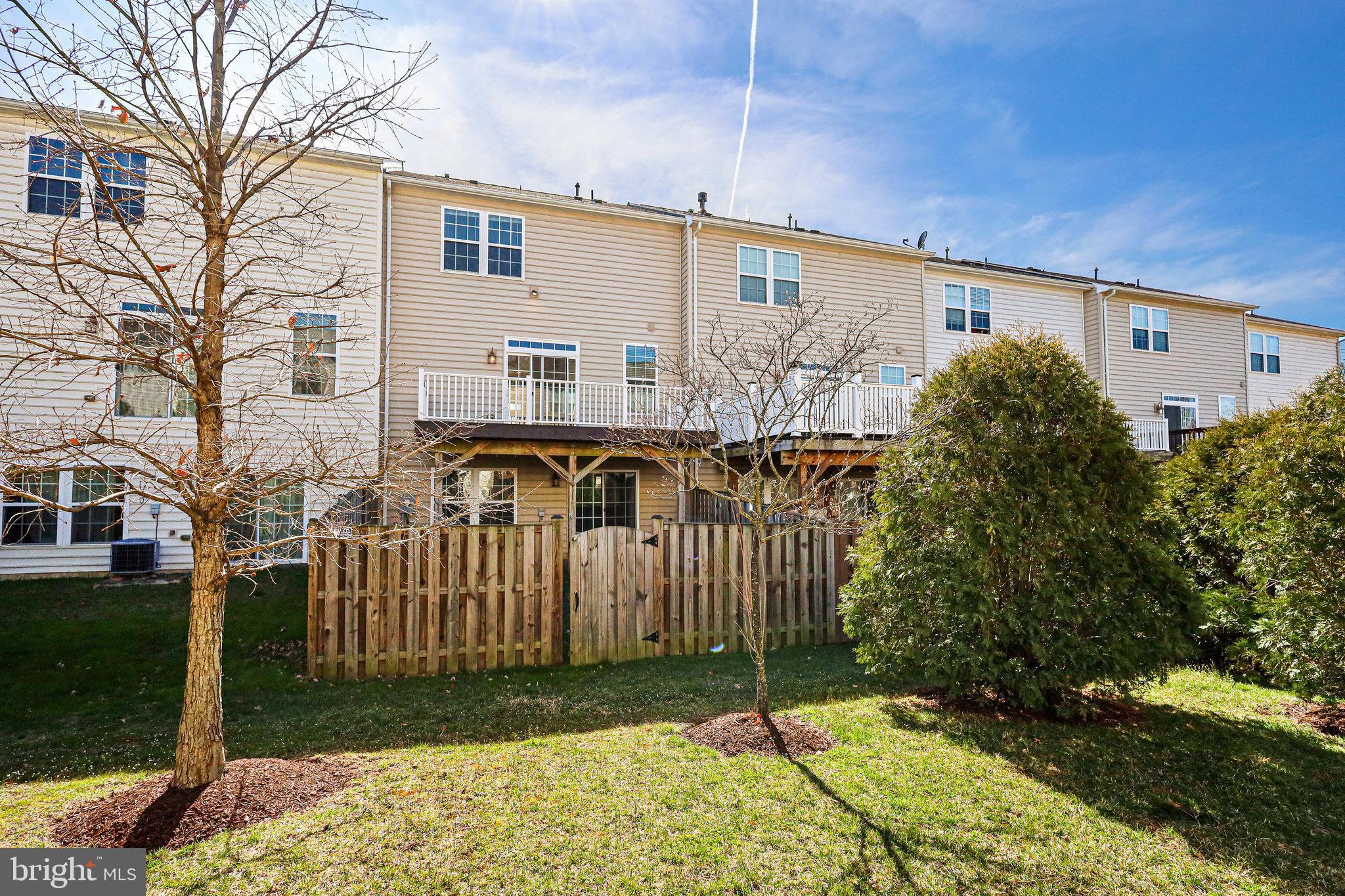 FOSTERS CREST - Residential Lease