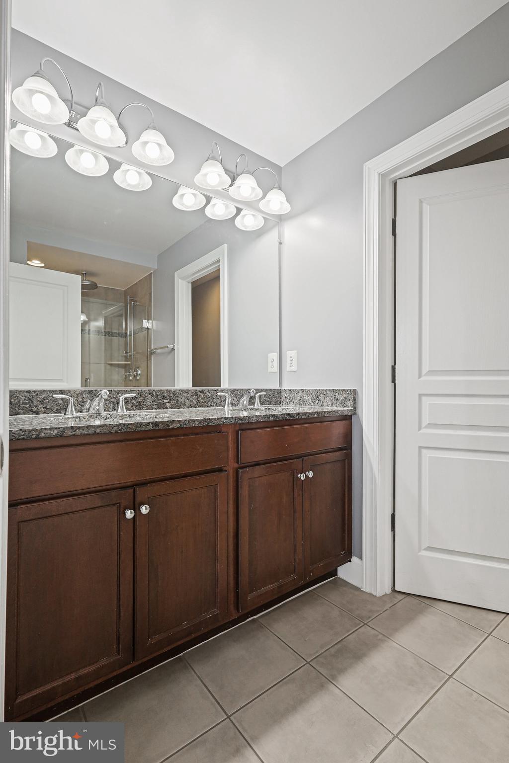 FOSTERS CREST - Residential Lease