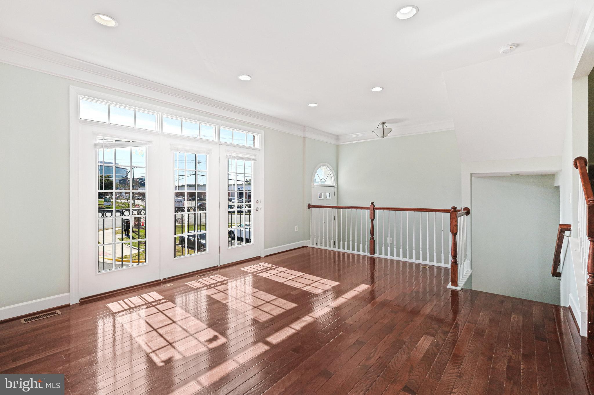 FOSTERS CREST - Residential Lease