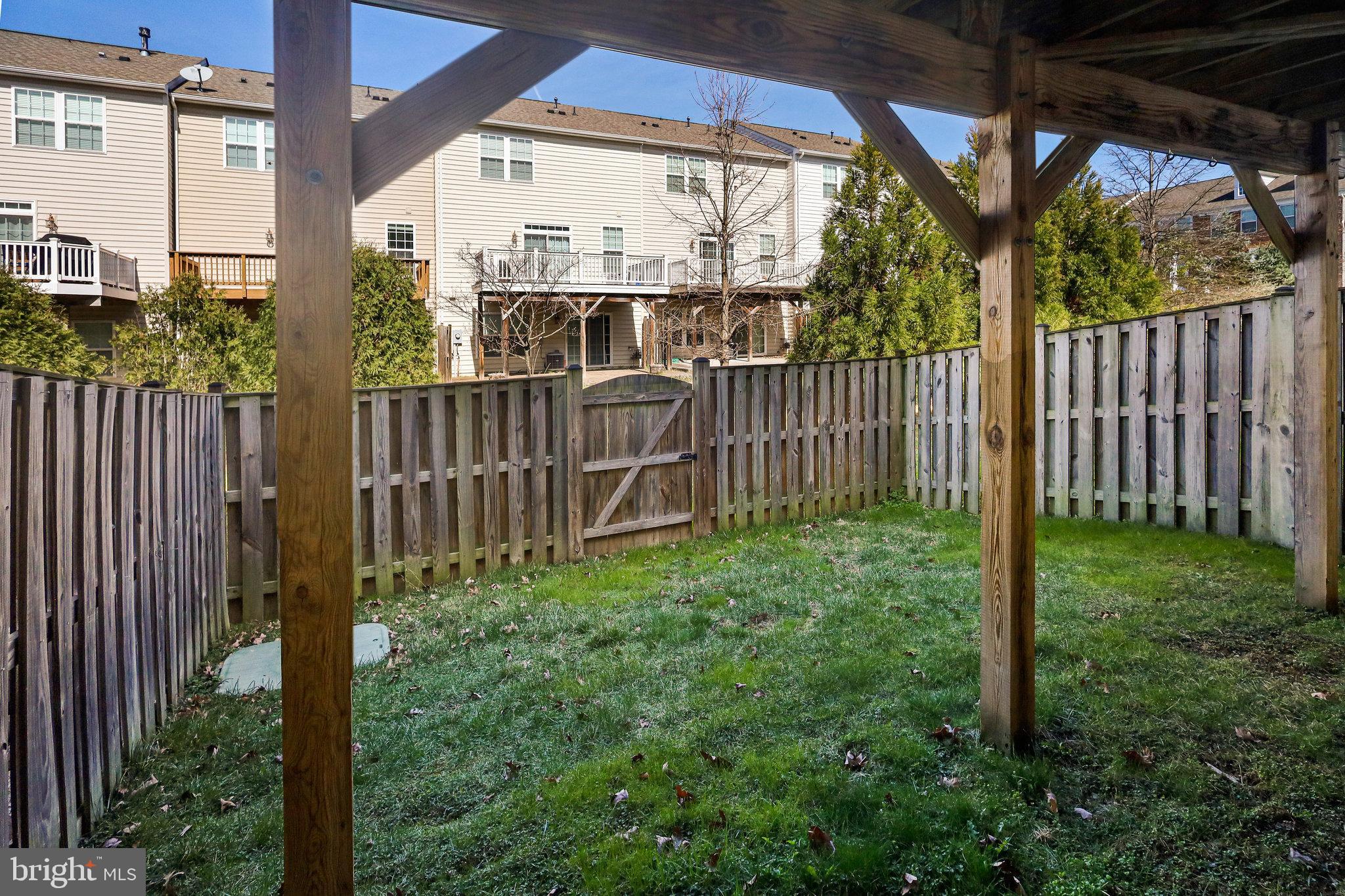 FOSTERS CREST - Residential Lease