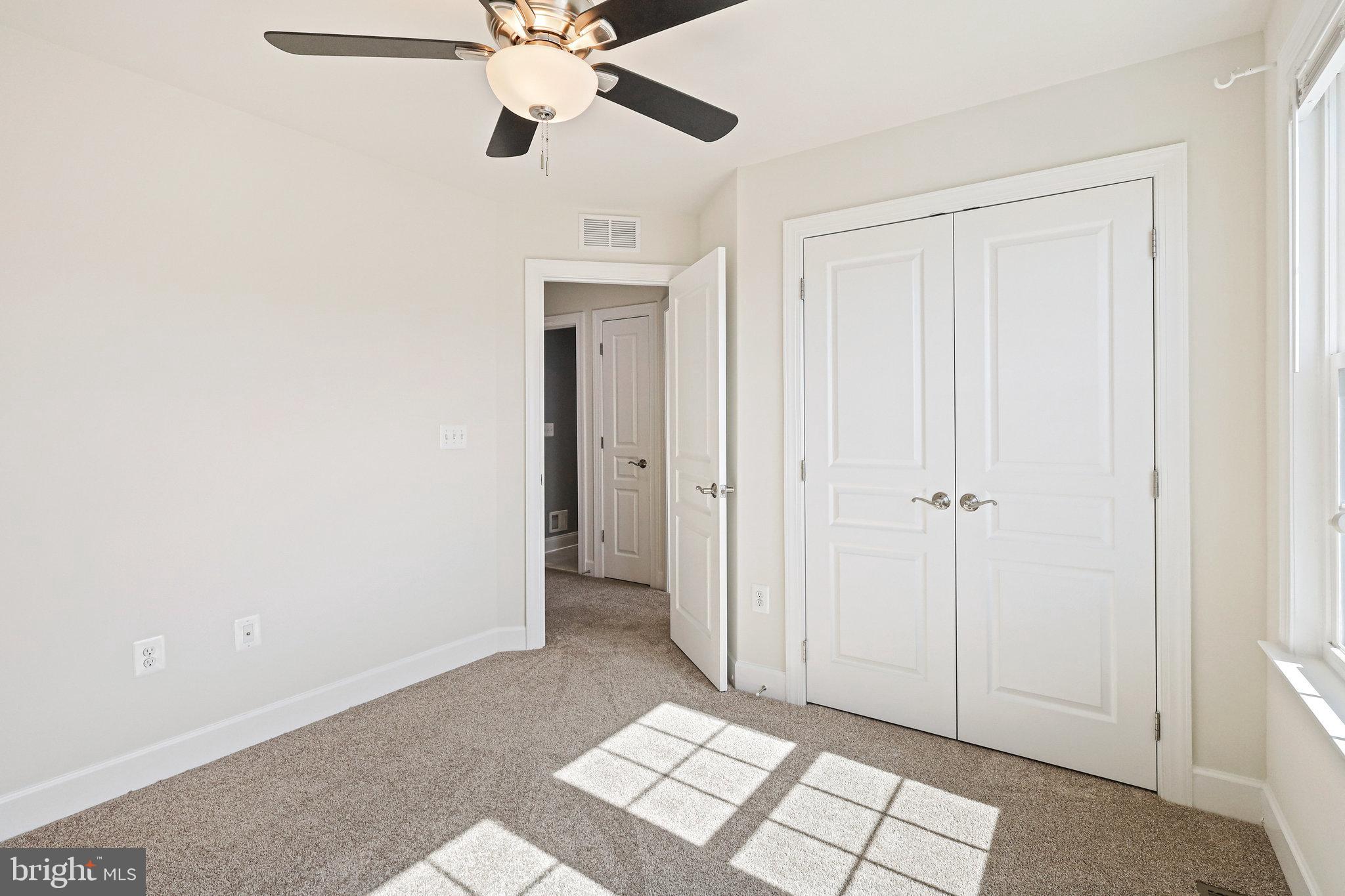 FOSTERS CREST - Residential Lease